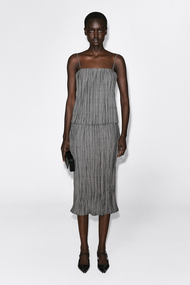CRUSHED-PLEAT MIDI SKIRT — GREY