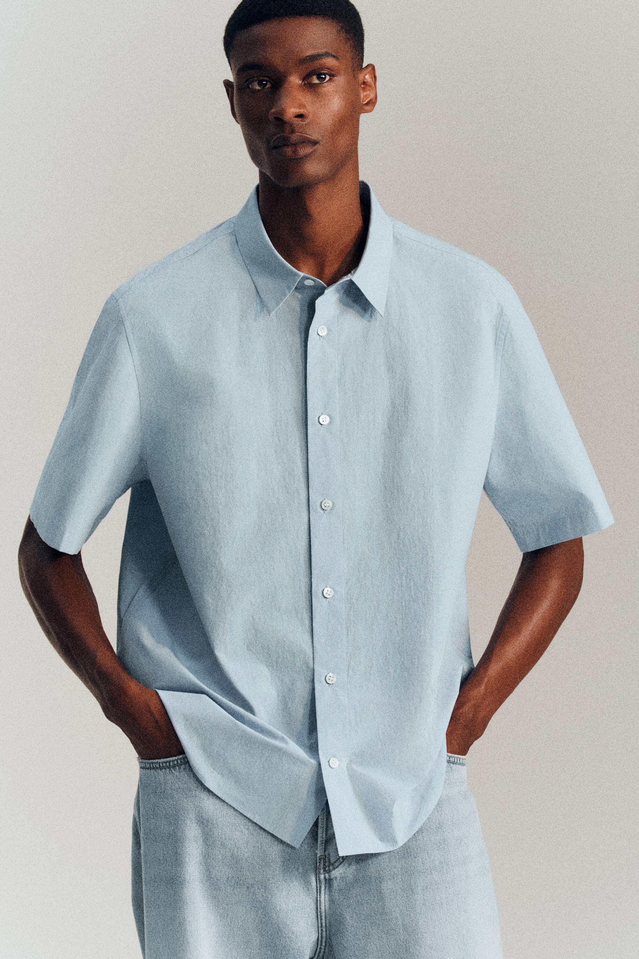 RELAXED COTTON SHORT-SLEEVED SHIRT