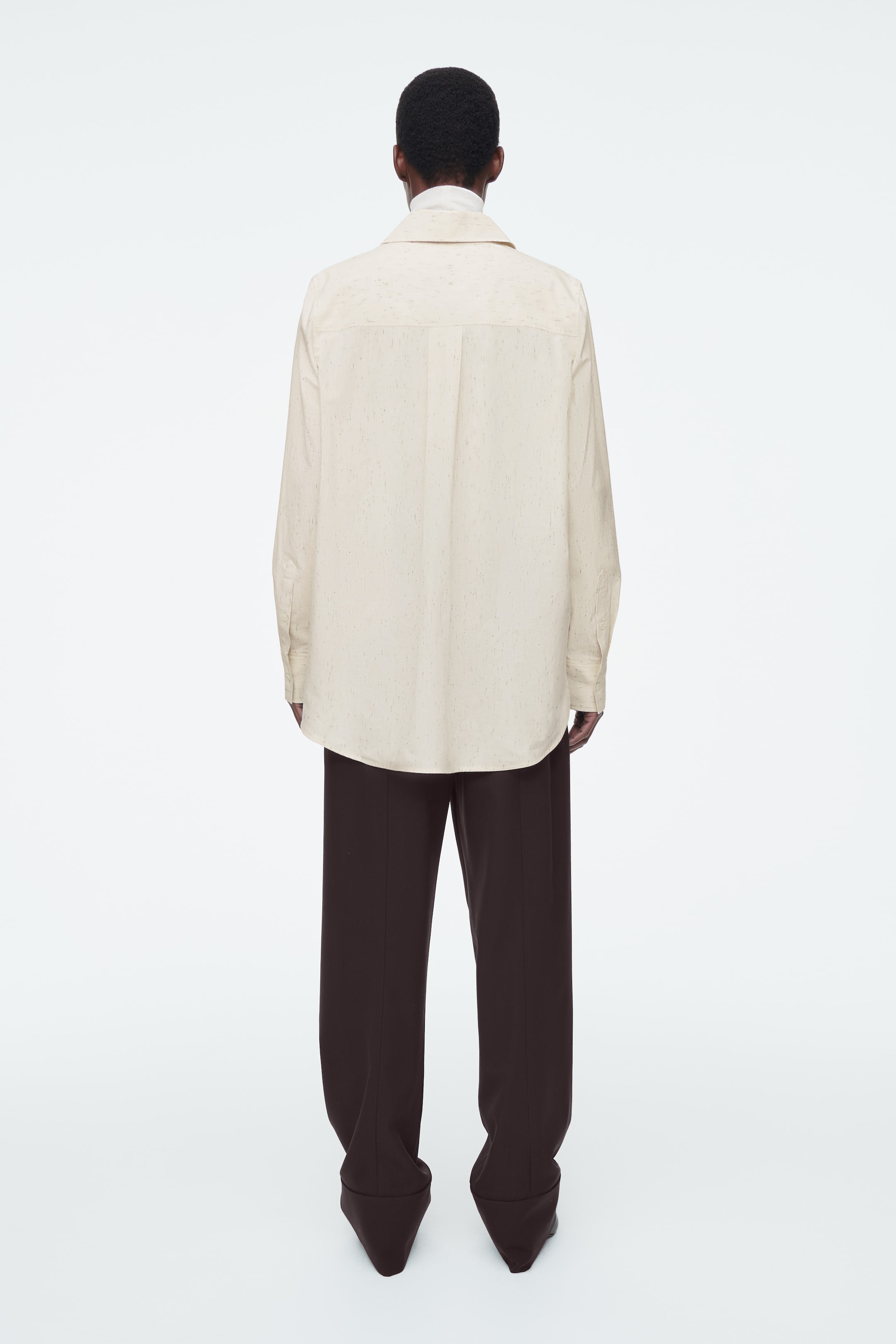 Grösseres Bild ansehen: GESPRENKELTES BAUMWOLLHEMD MIT NORMALER PASSFORM - CREME - DAMEN | H&M CH 3