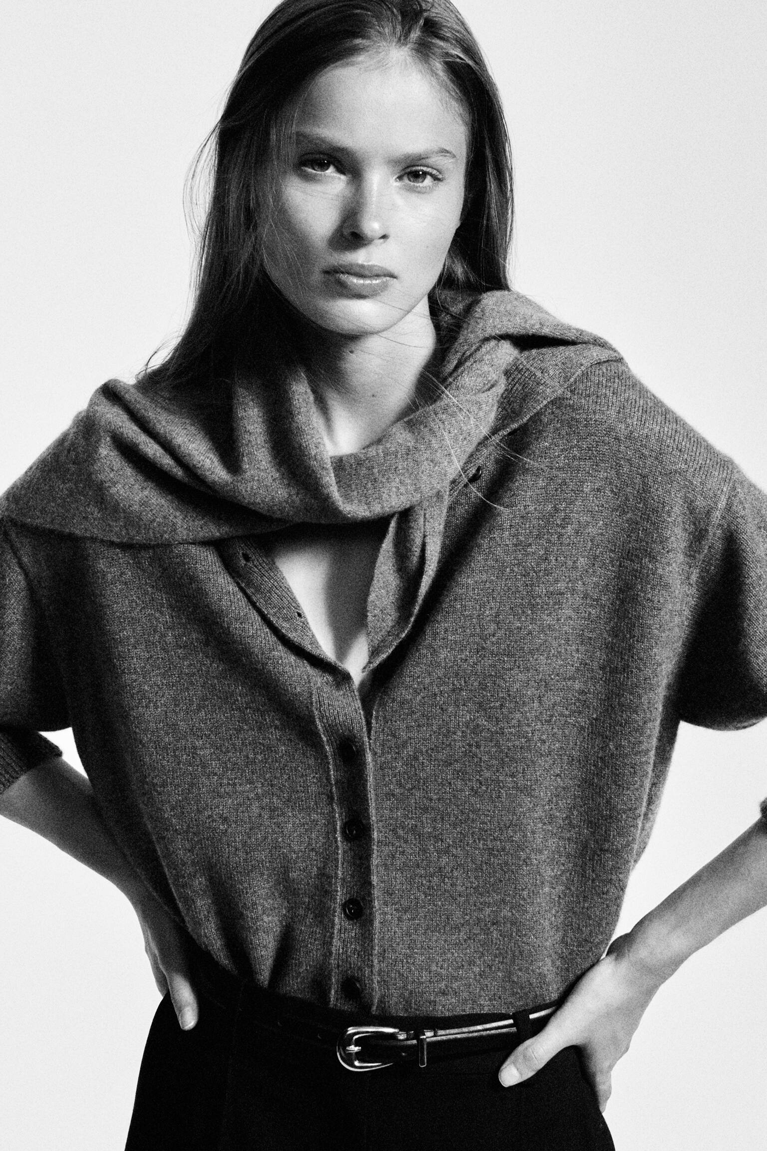 SCIARPA A TRIANGOLO IN CASHMERE SPAZZOLATO - GRIGIO SCURO/MARRONE MÉLANGE - 1
