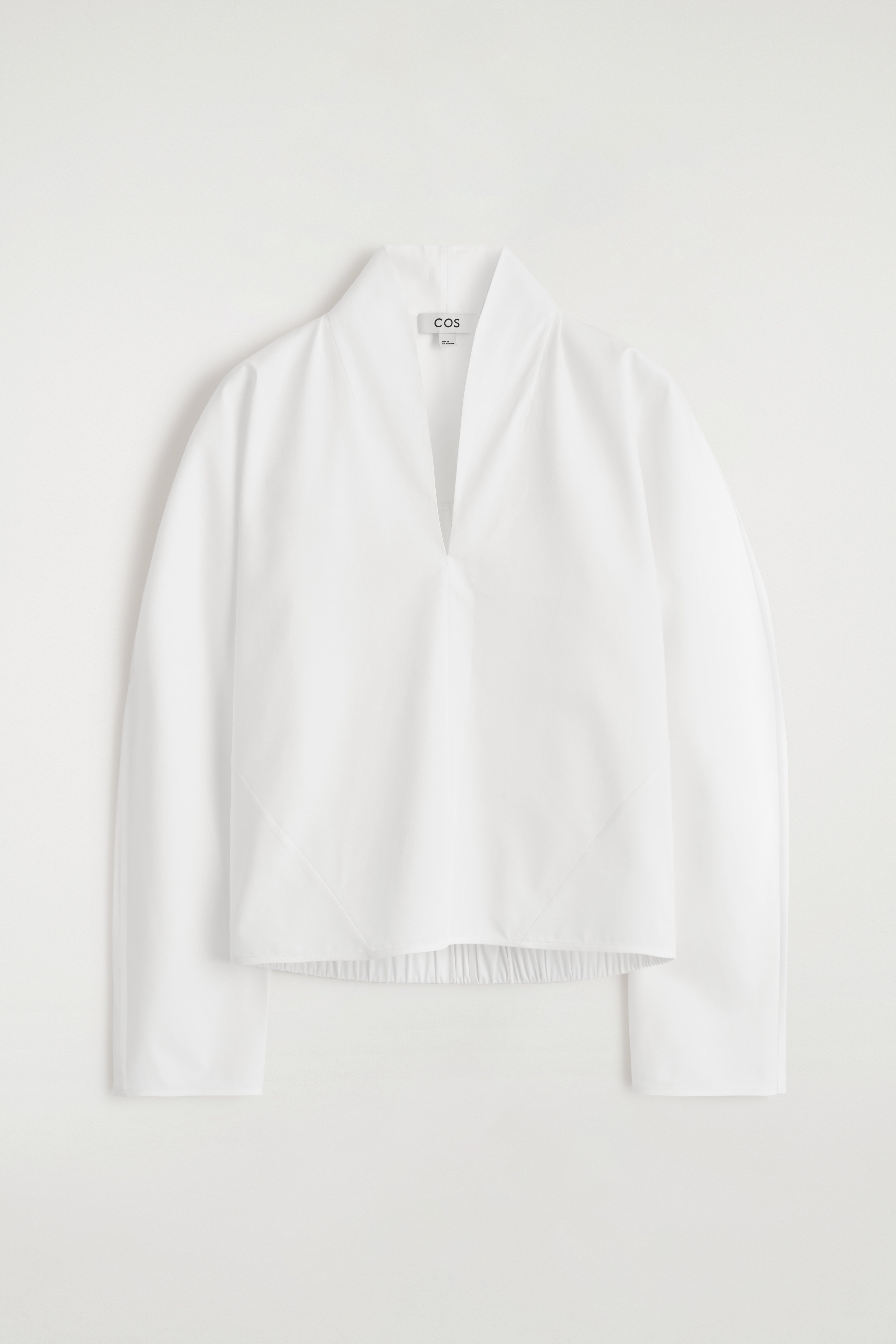 BAUMWOLLBLUSE MIT DRAPIERTEM KRAGEN - WEISS