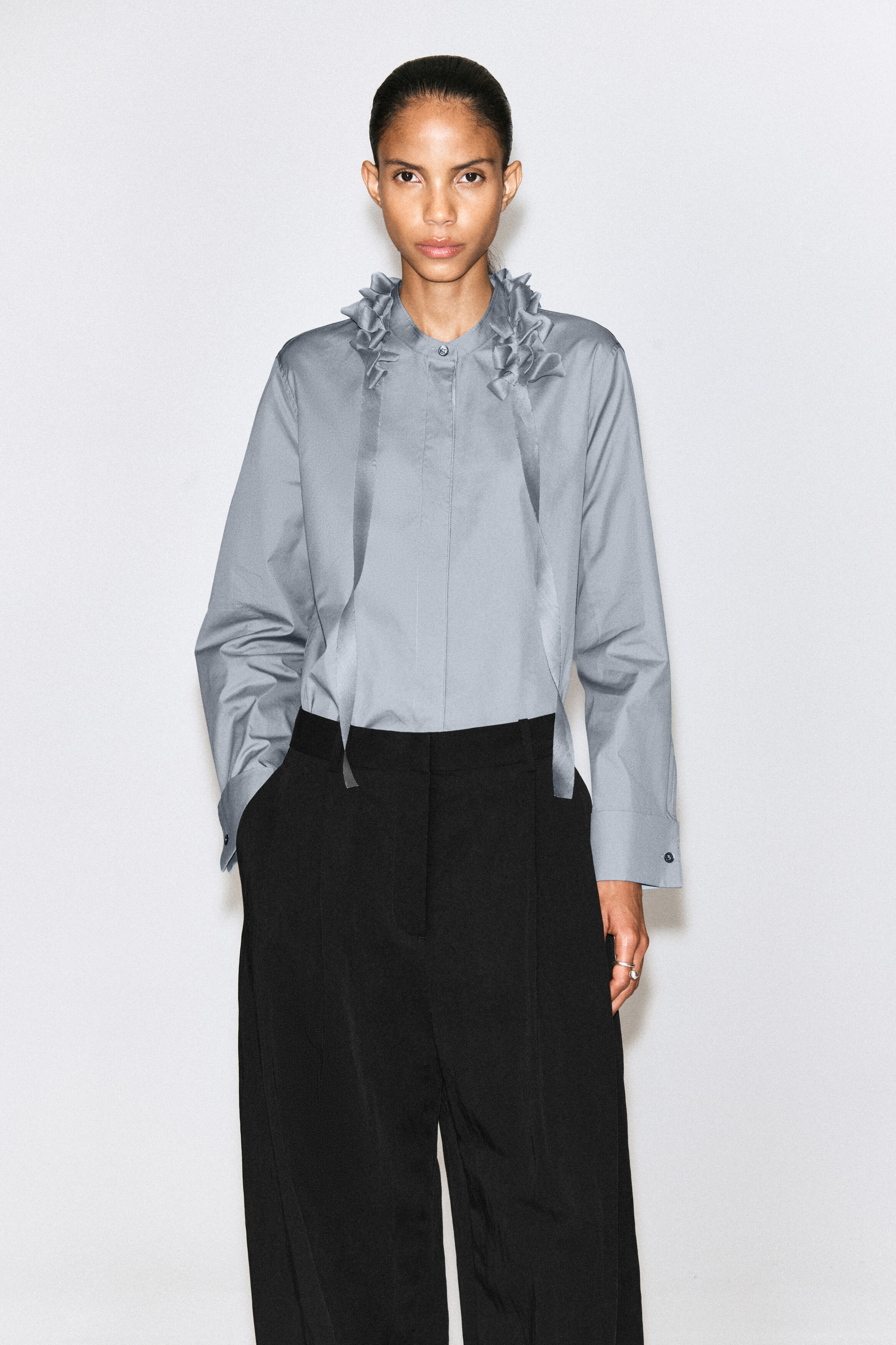 RUFFLED-COLLAR COTTON-SILK SHIRT