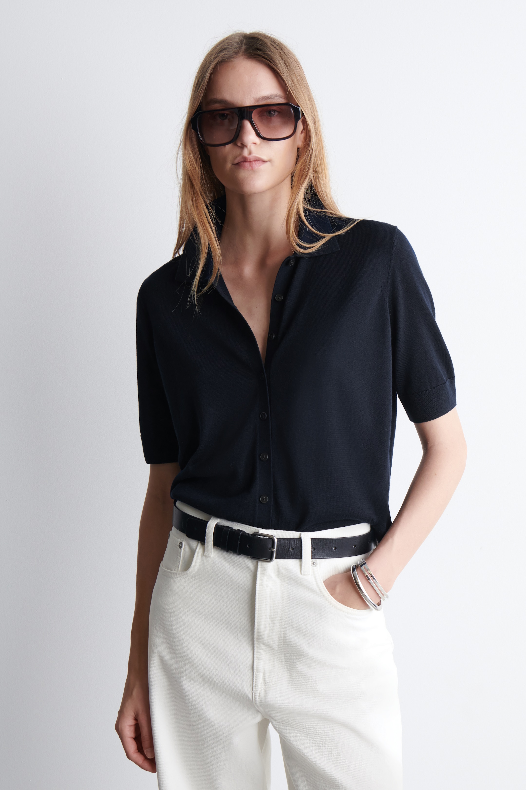 Zobacz większy obraz: KARDIGAN À LA KOSZULKA POLO Z WEŁNĄ MERINO - GRANATOWY - ONA | H&M PL 1