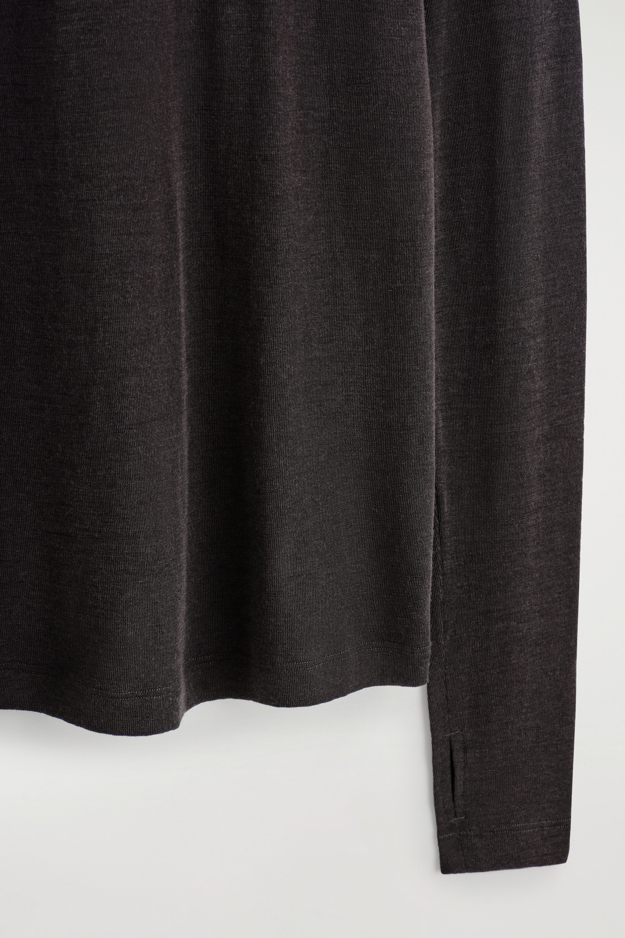 StillMedia/DescriptiveDetail