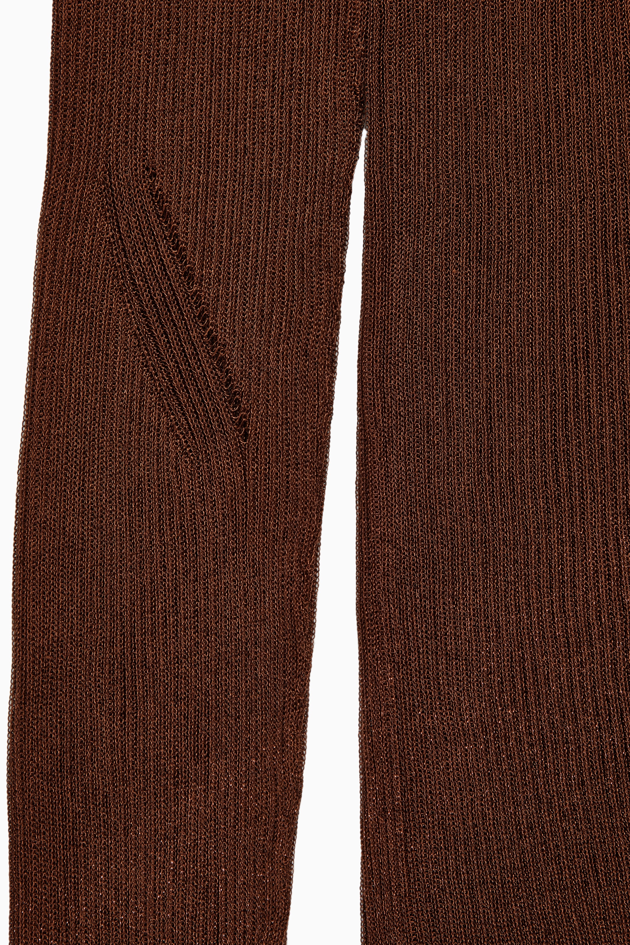 Näytä suurempi kuva: HIGH-NECK RIBBED-KNIT TOP - DARK BROWN - NAISET | H&M FI 2