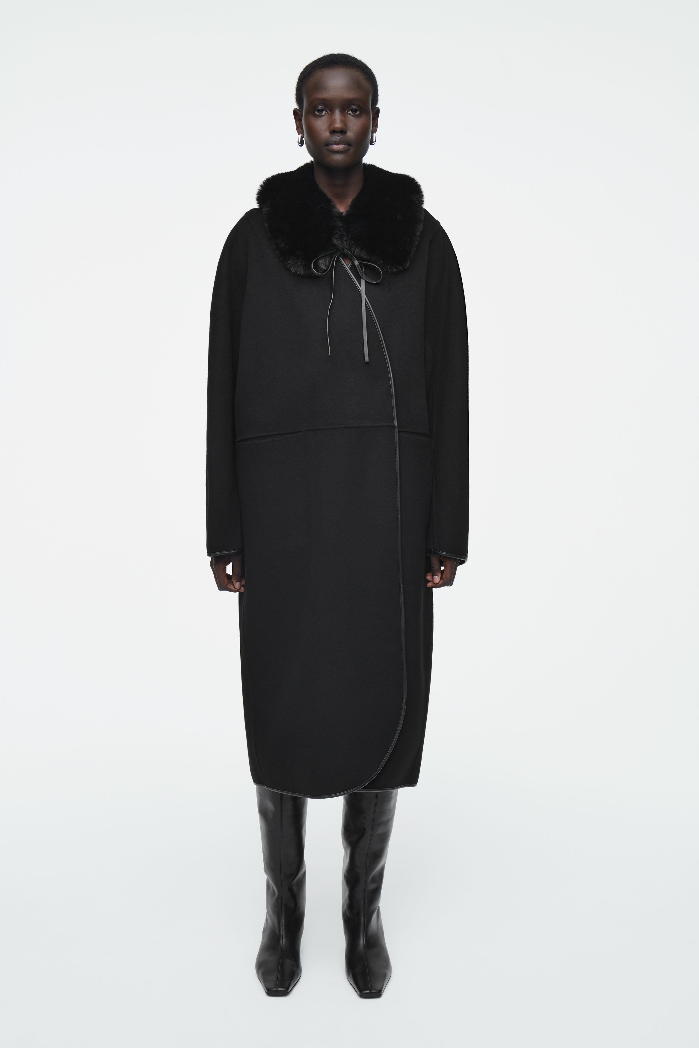 FAUX FUR COLLAR - BLACK | COS