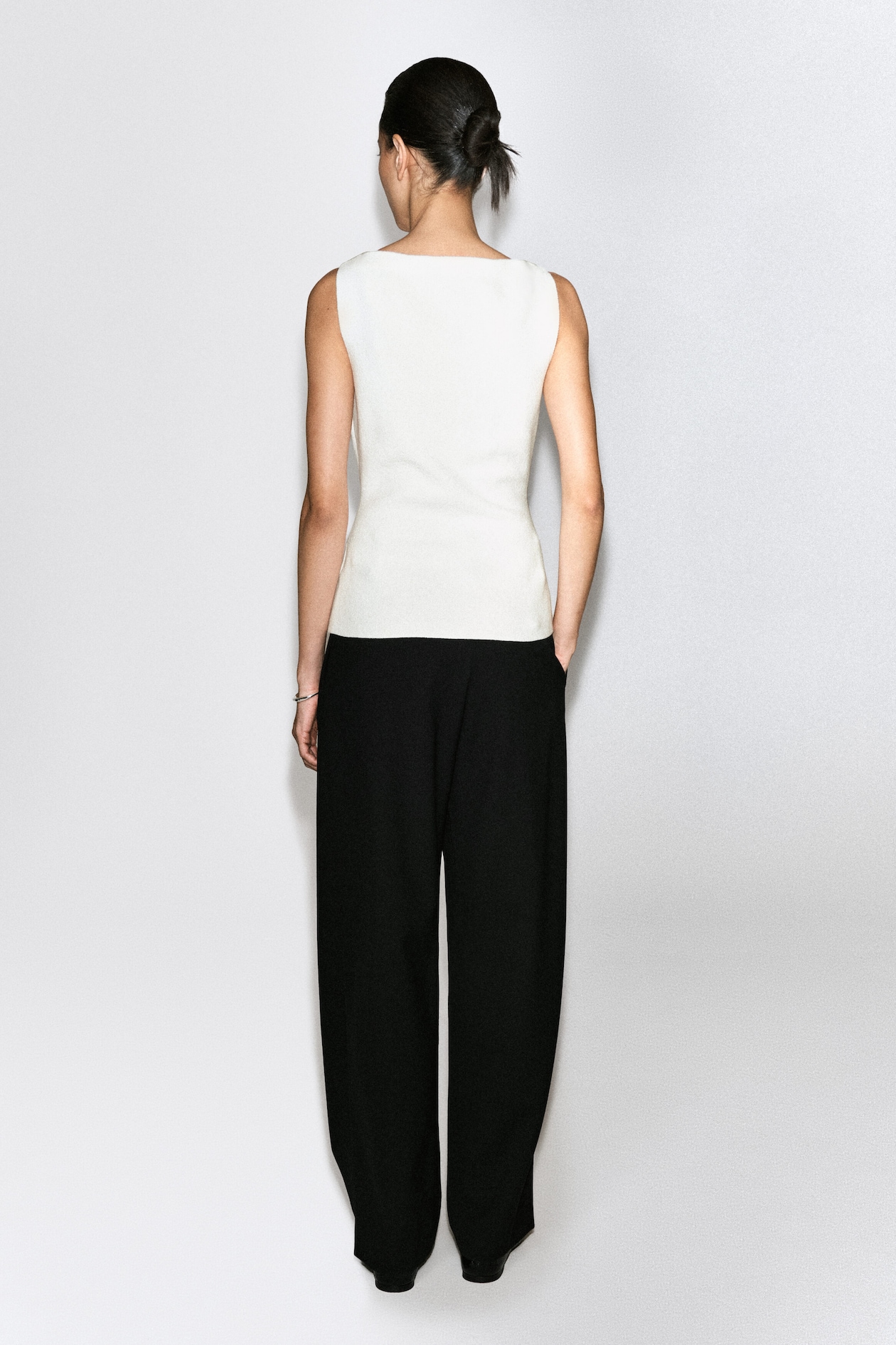 COTTON-BLEND CREPE VEST — WHITE