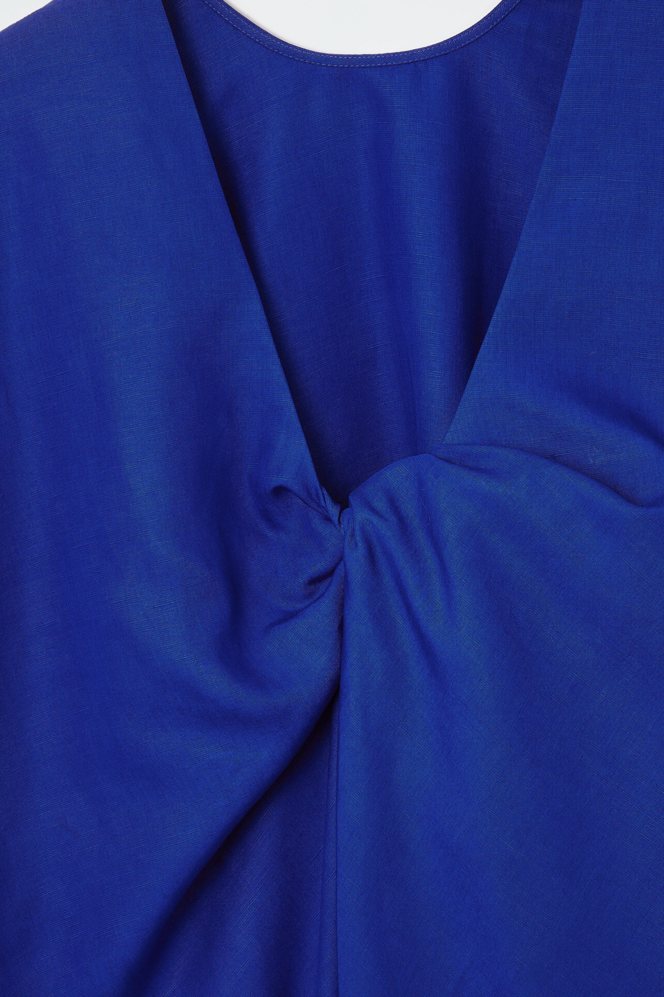 StillMedia/DescriptiveDetail