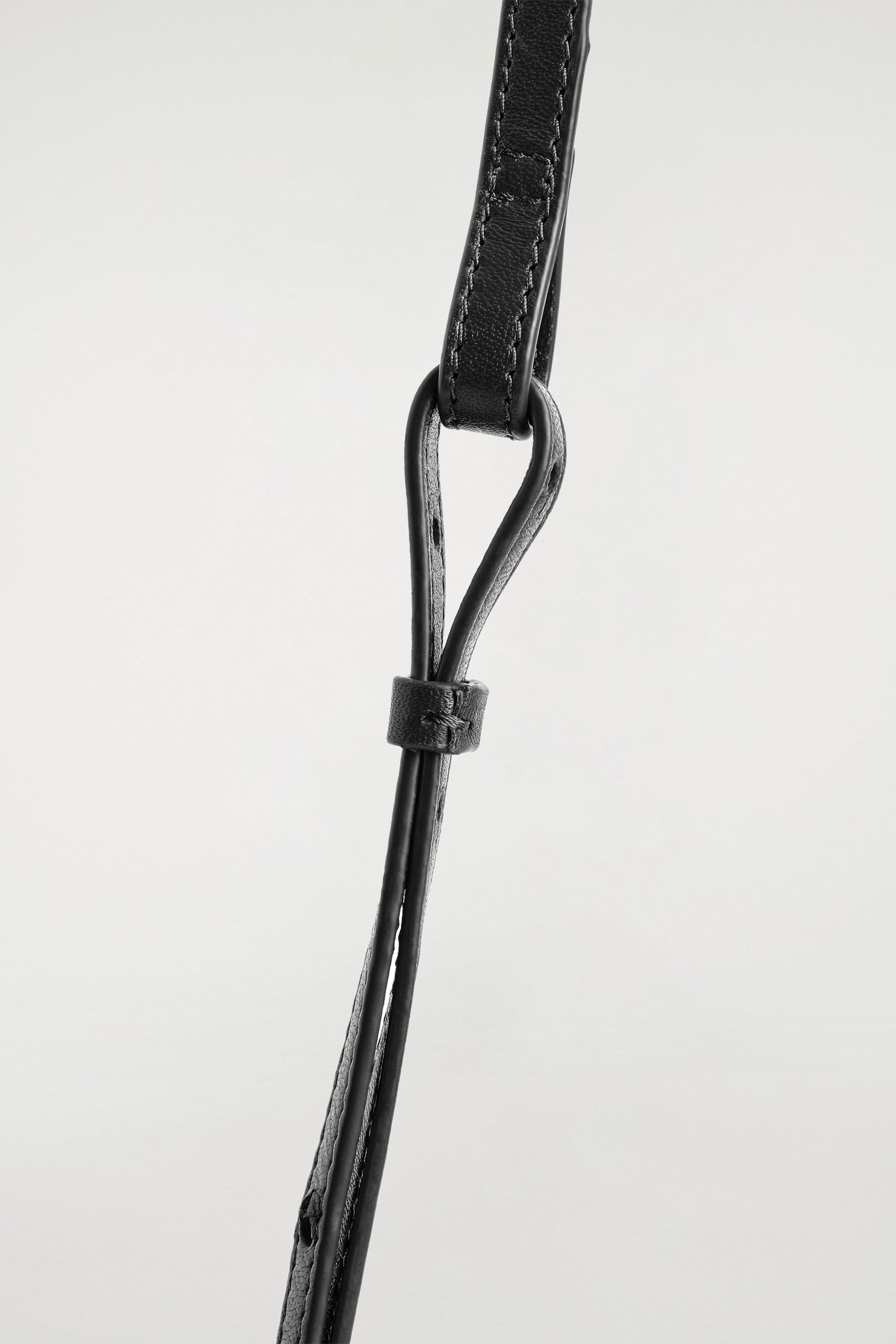 TROVE CROSSBODY BAG - LEATHER