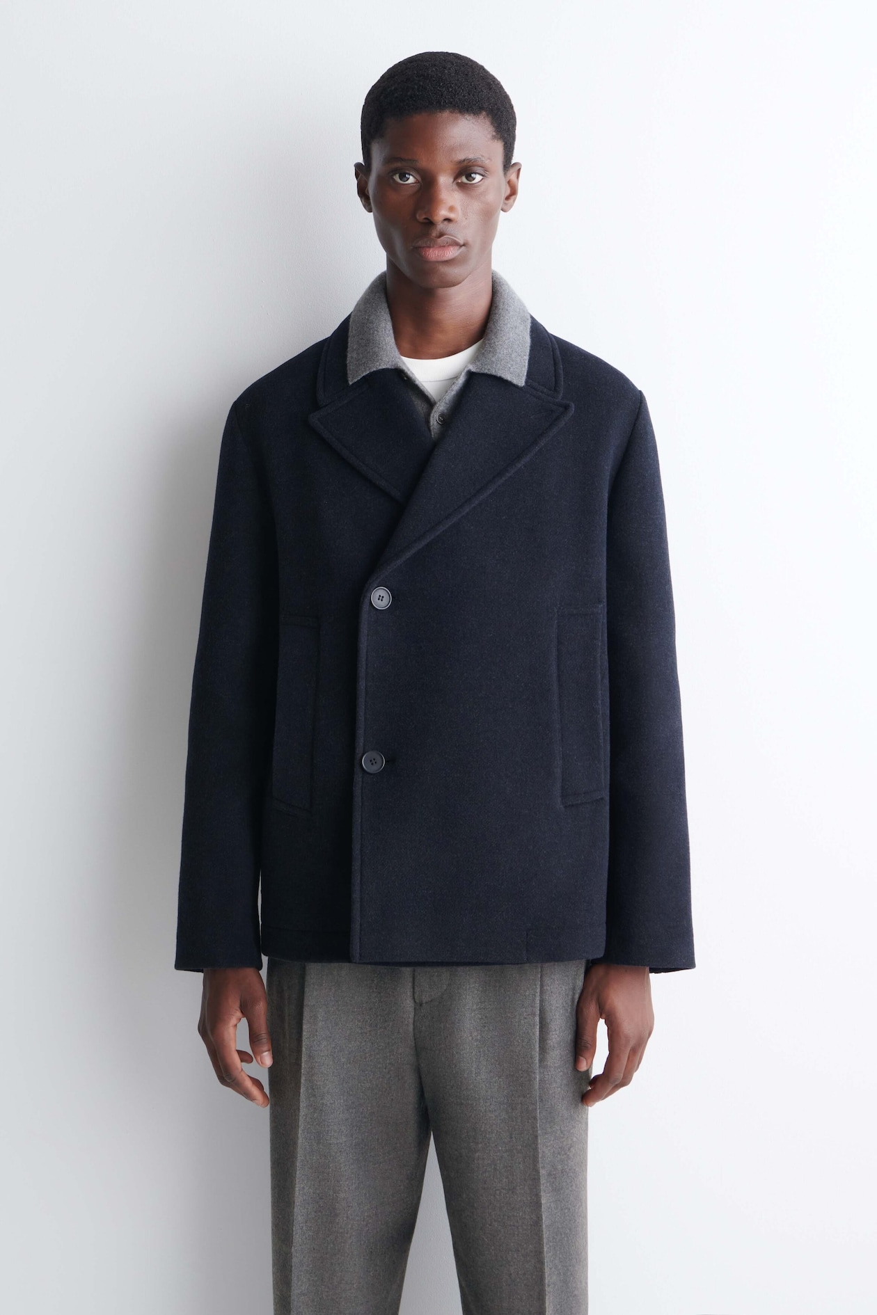 DOUBLE-BREASTED WOOL SHORT PEA COAT — NAVY MÉLANGE