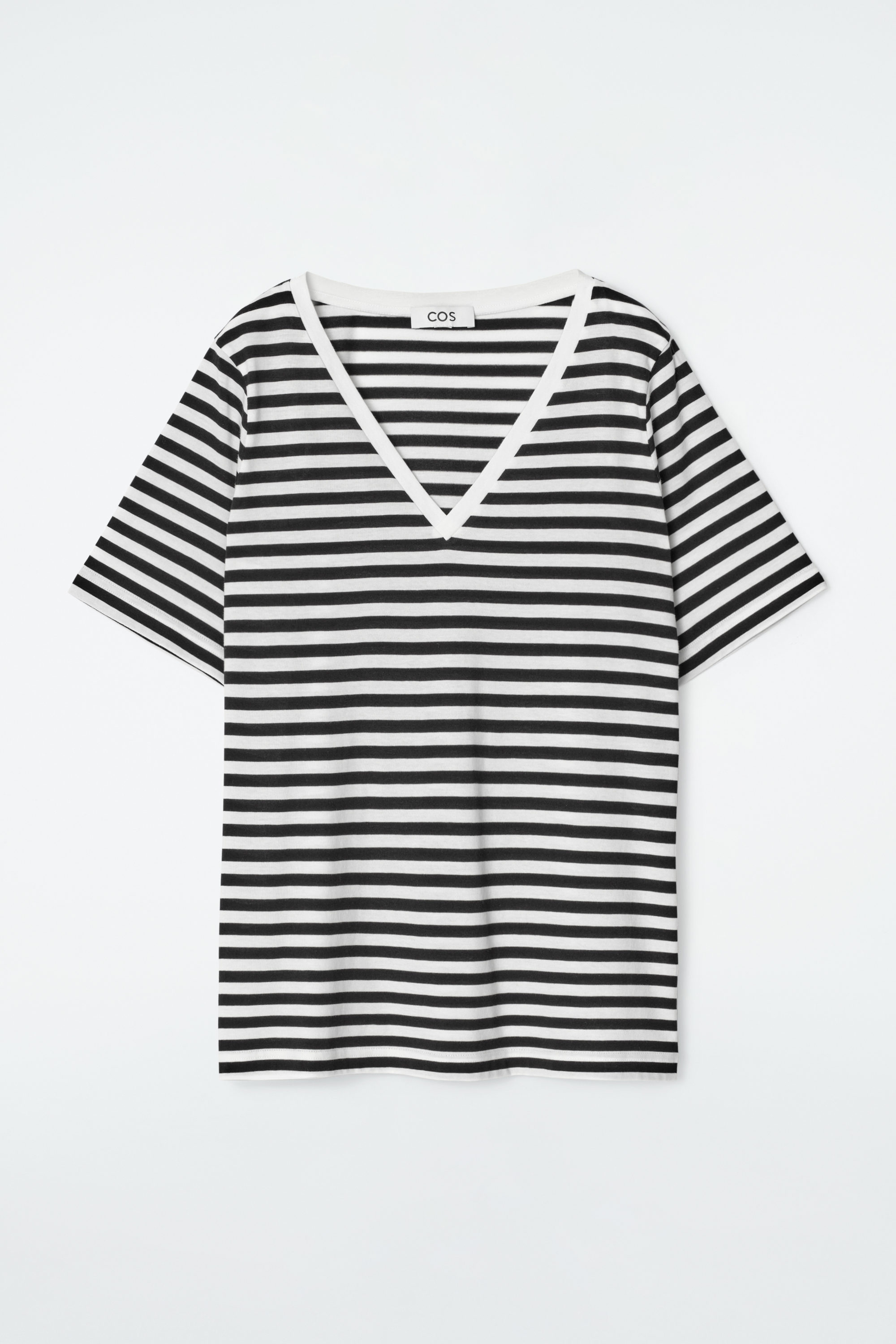 【INCHANT ME】Ribbed Stripe V-Neck Tee point v-neck striped tee