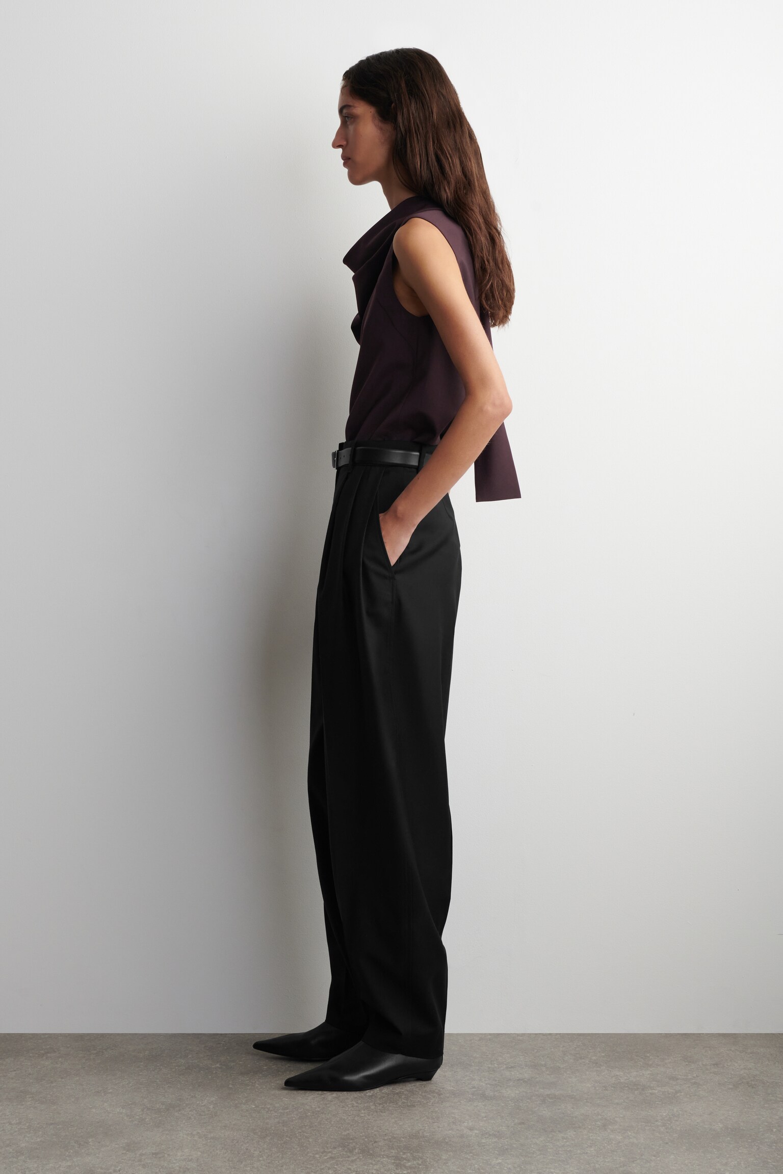 FLUID FUNNEL-NECK SCARF BLOUSE - BURGUNDY - 3