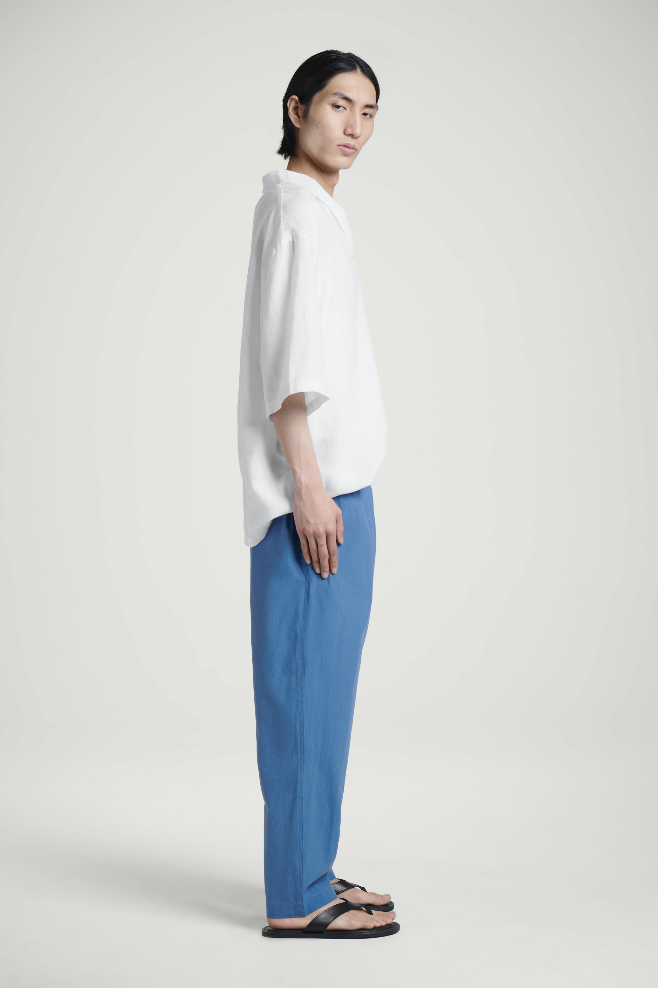 ELASTICATED COTTON TAPERED PANTS