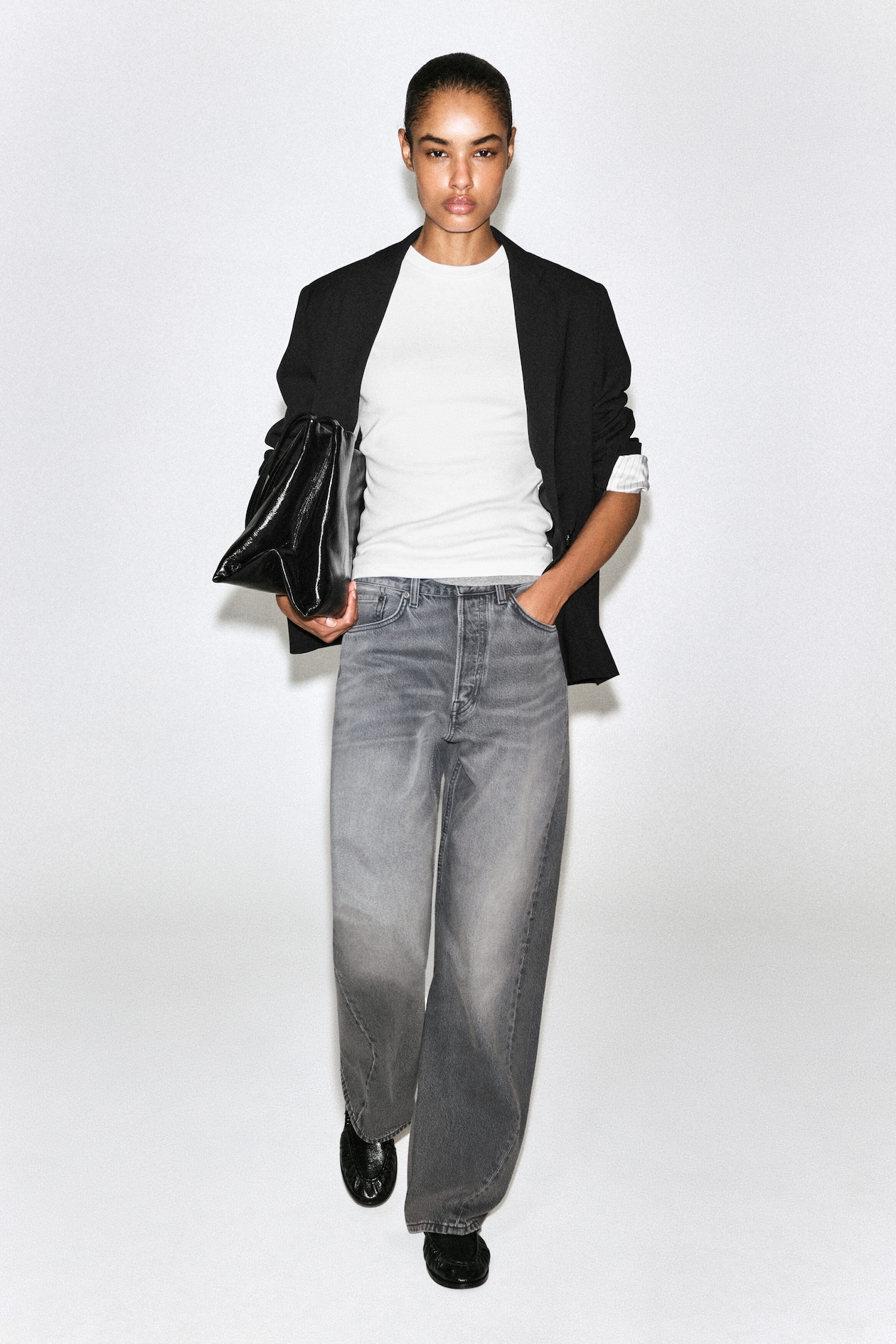 FACADE STRAIGHT-LEG JEANS — FADED BLACK