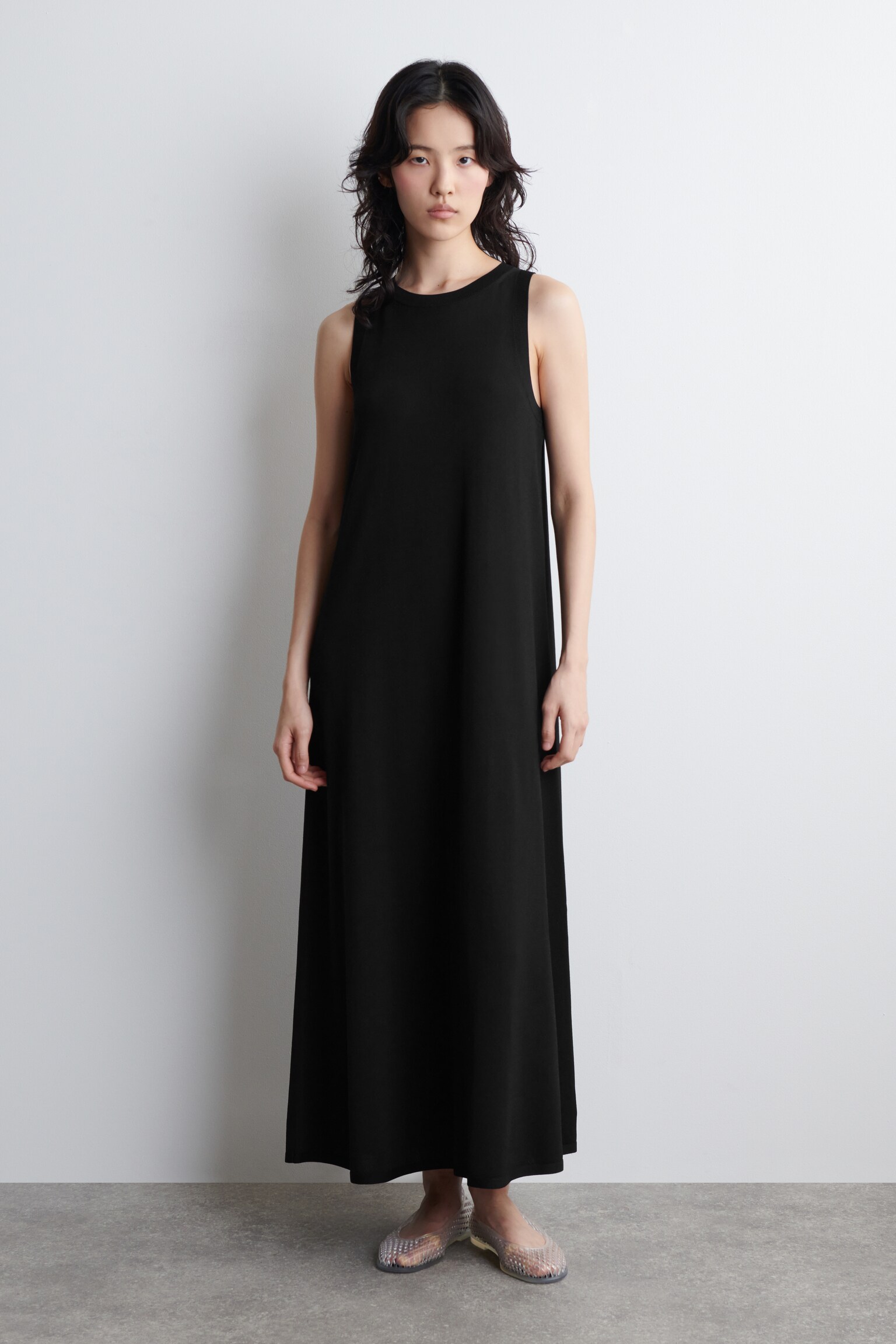 ABITO MIDI IN MAGLIA SENZA MANICHE - NERO/ROSSO SCURO