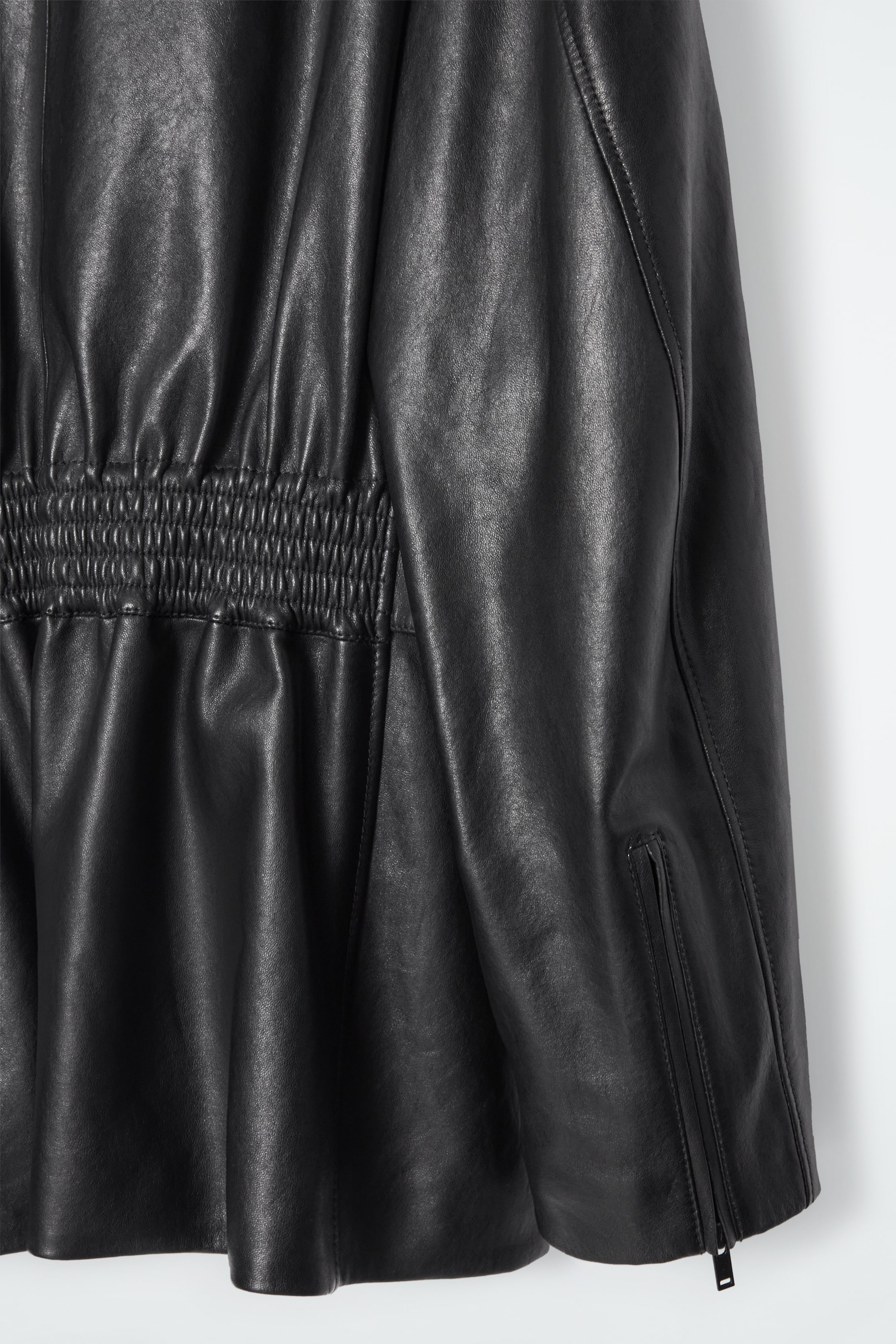 View larger image: WAISTED LEATHER TRUCKER JACKET - BLACK - Ladies | H&M GB 4