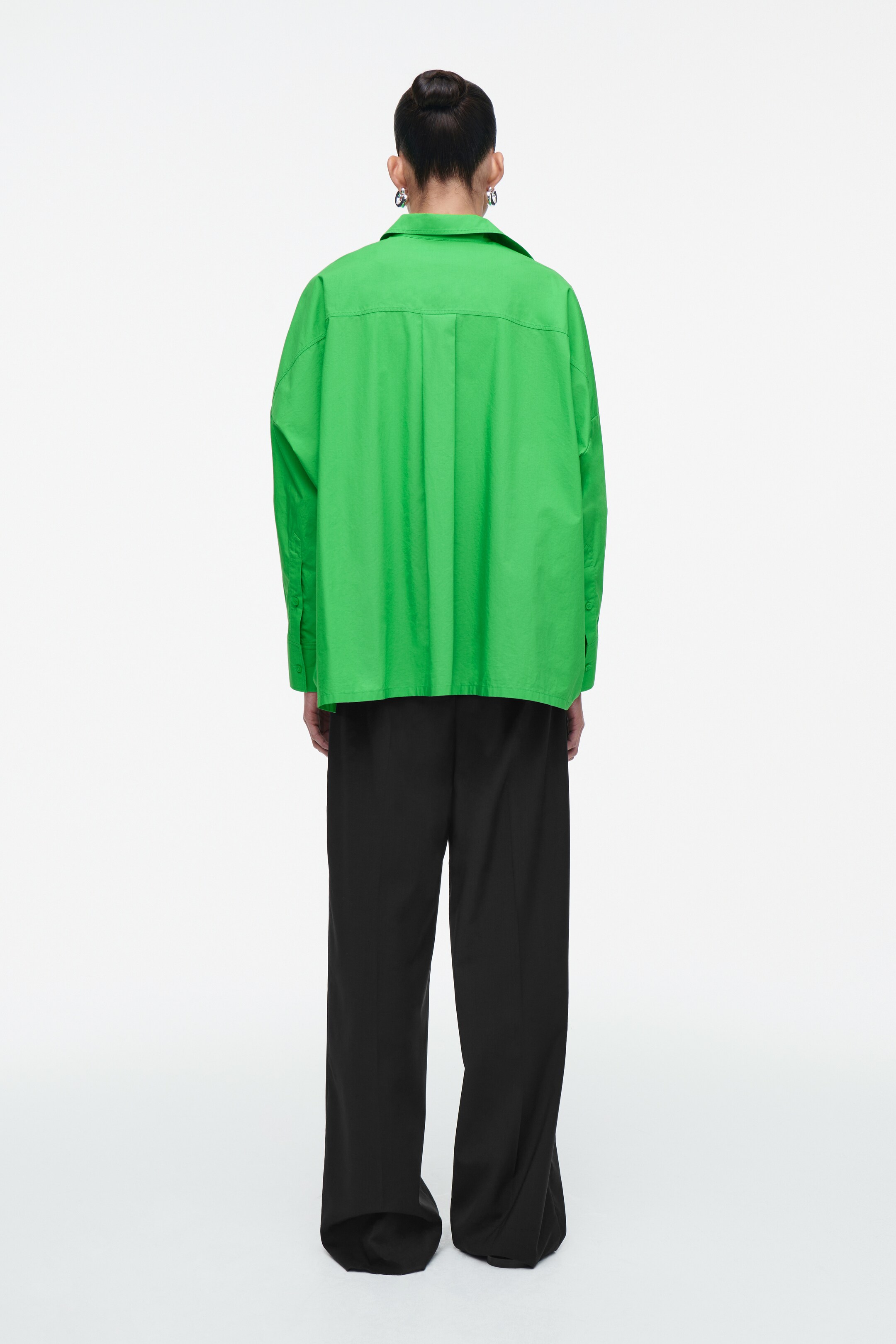 View larger image: BOXY SQUARE-CUT SHIRT - GREEN - Ladies | H&M GB 4