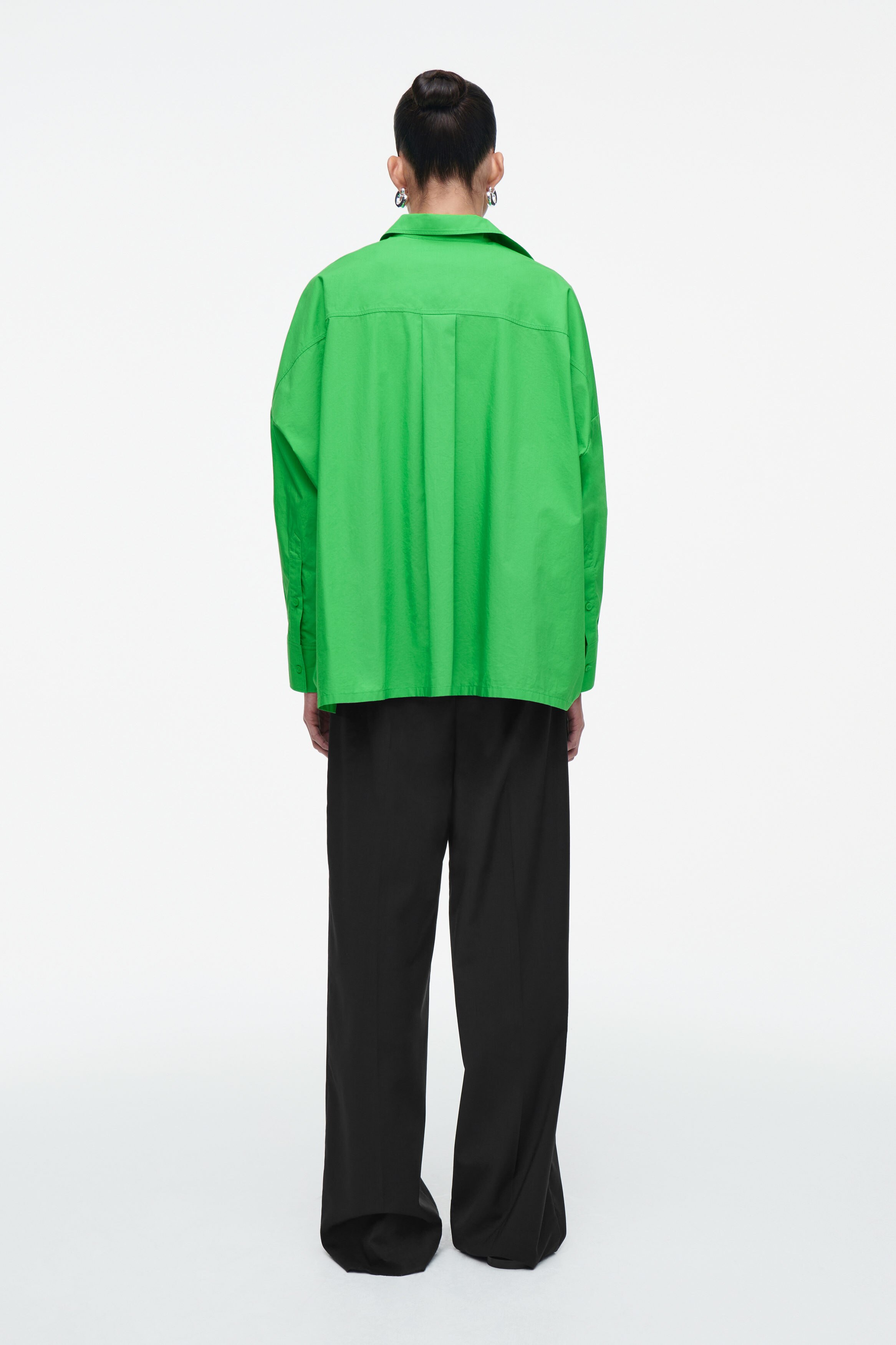 BOXY SQUARE-CUT SHIRT - GREEN | COS