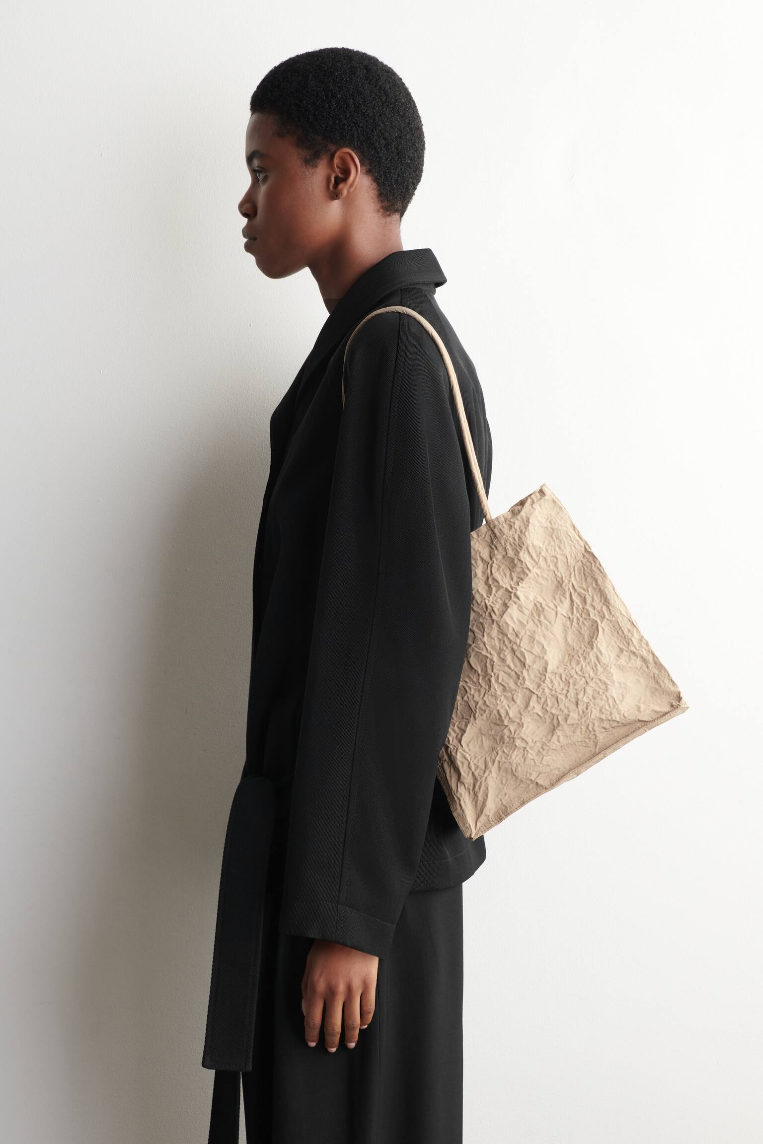 CRINKLED TOTE BAG - BEIGE - 1