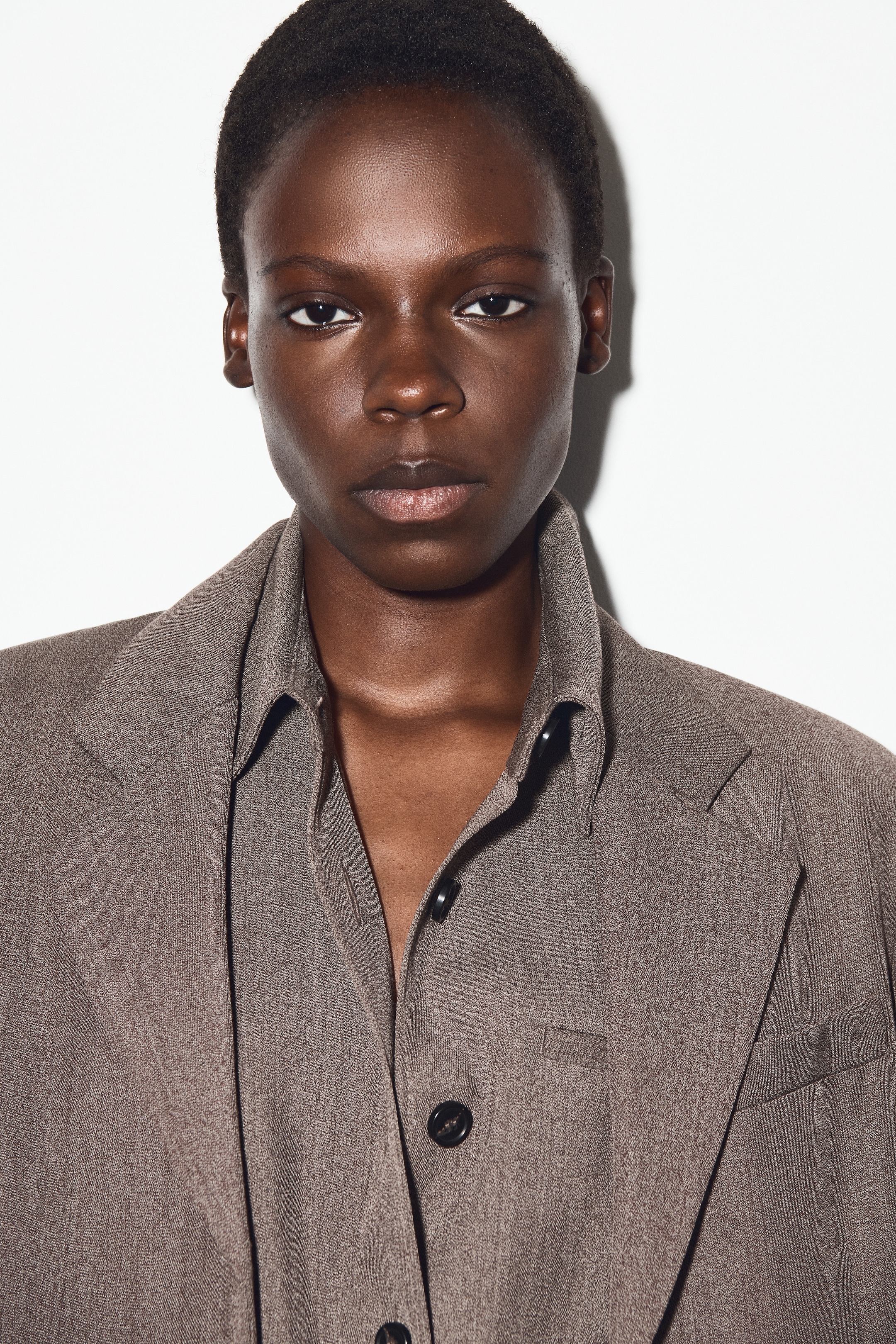 Visualizza immagine più grande: CAMICIA IN MISTO LANA - MARRONE MÉLANGE - DONNA | H&M IT 3