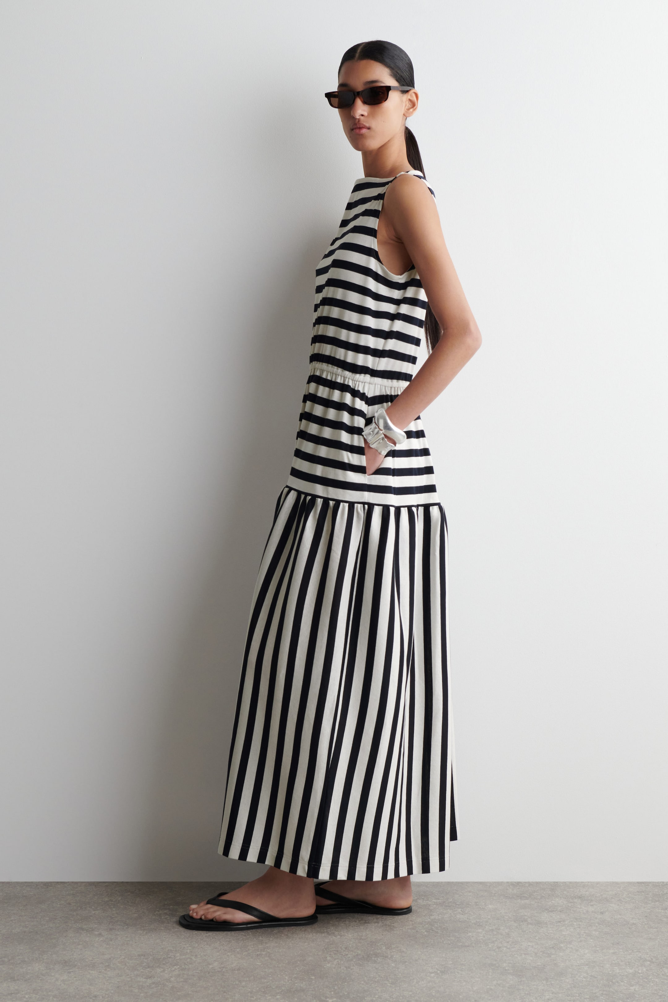 BOATNECK GATHERED MIDI DRESS