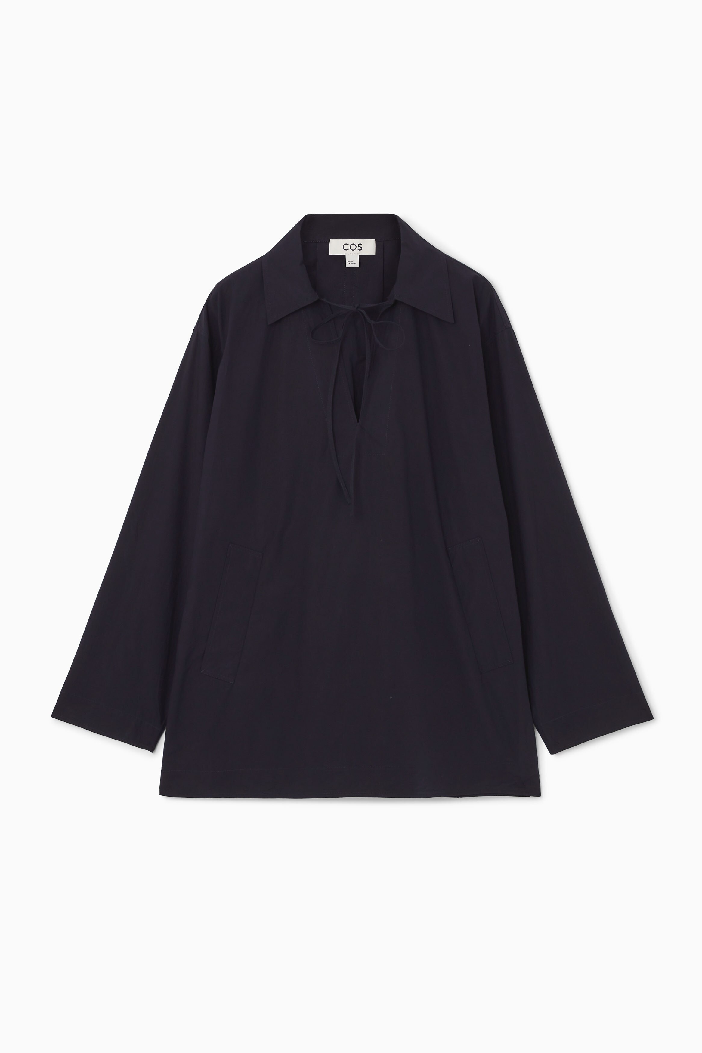 lcdc キャミ　glowny blackup cos musinsa TIE-FRONT V-NECK BLOUSE - NAVY | COS