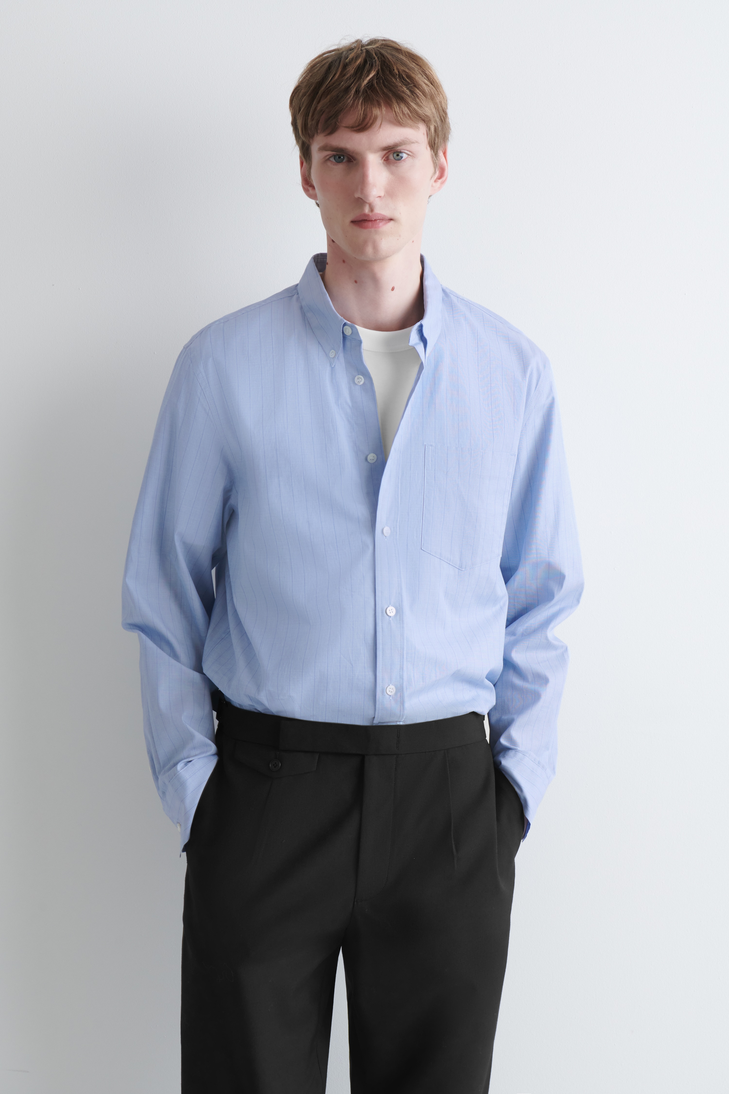 Camisa descontraída riscada em algodão fil-à-fil