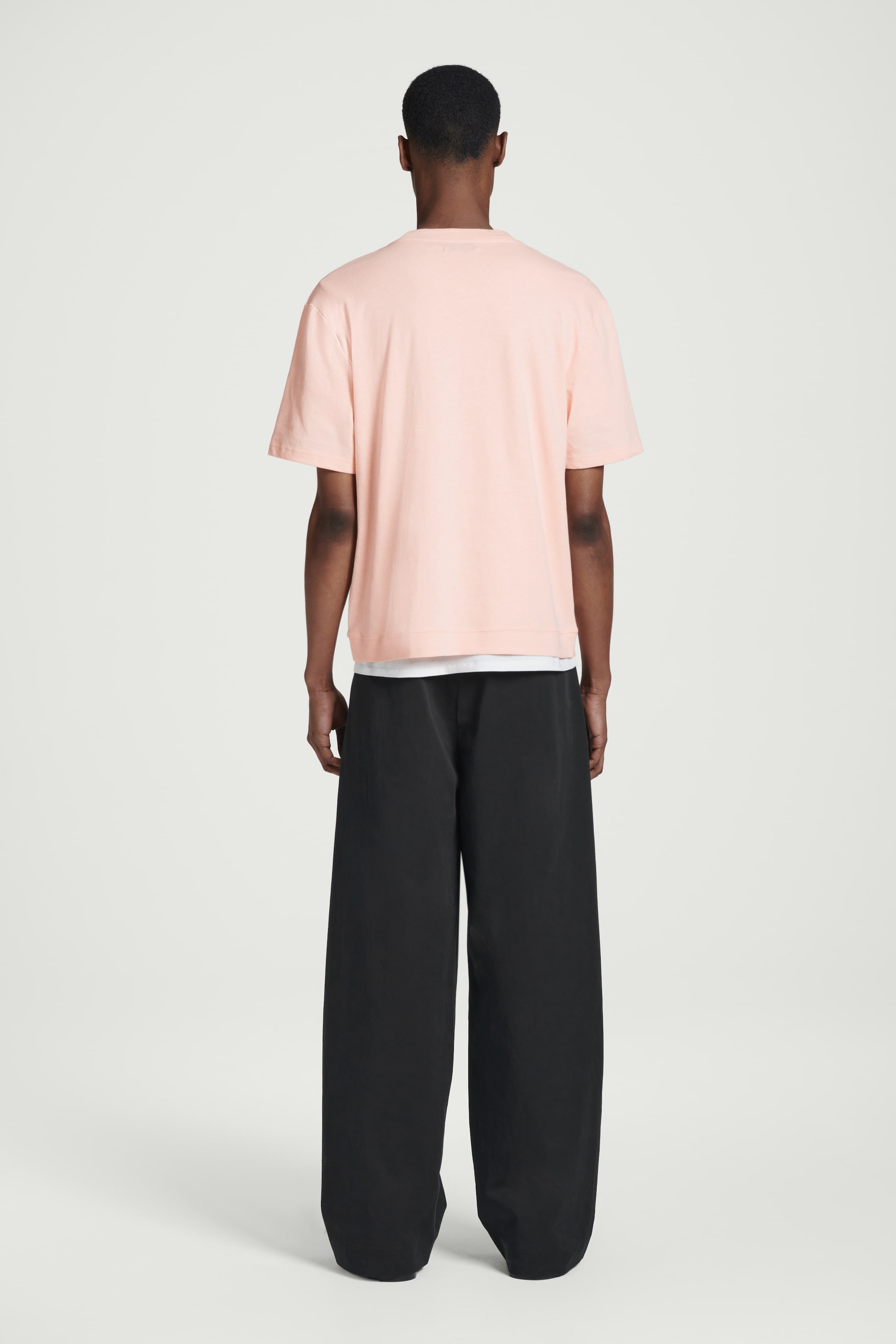 Visualizza immagine più grande: T-SHIRT IN COTONE E LINO FIAMMATO TAGLIO RILASSATO - ALBICOCCA - UOMO | H&M IT 2