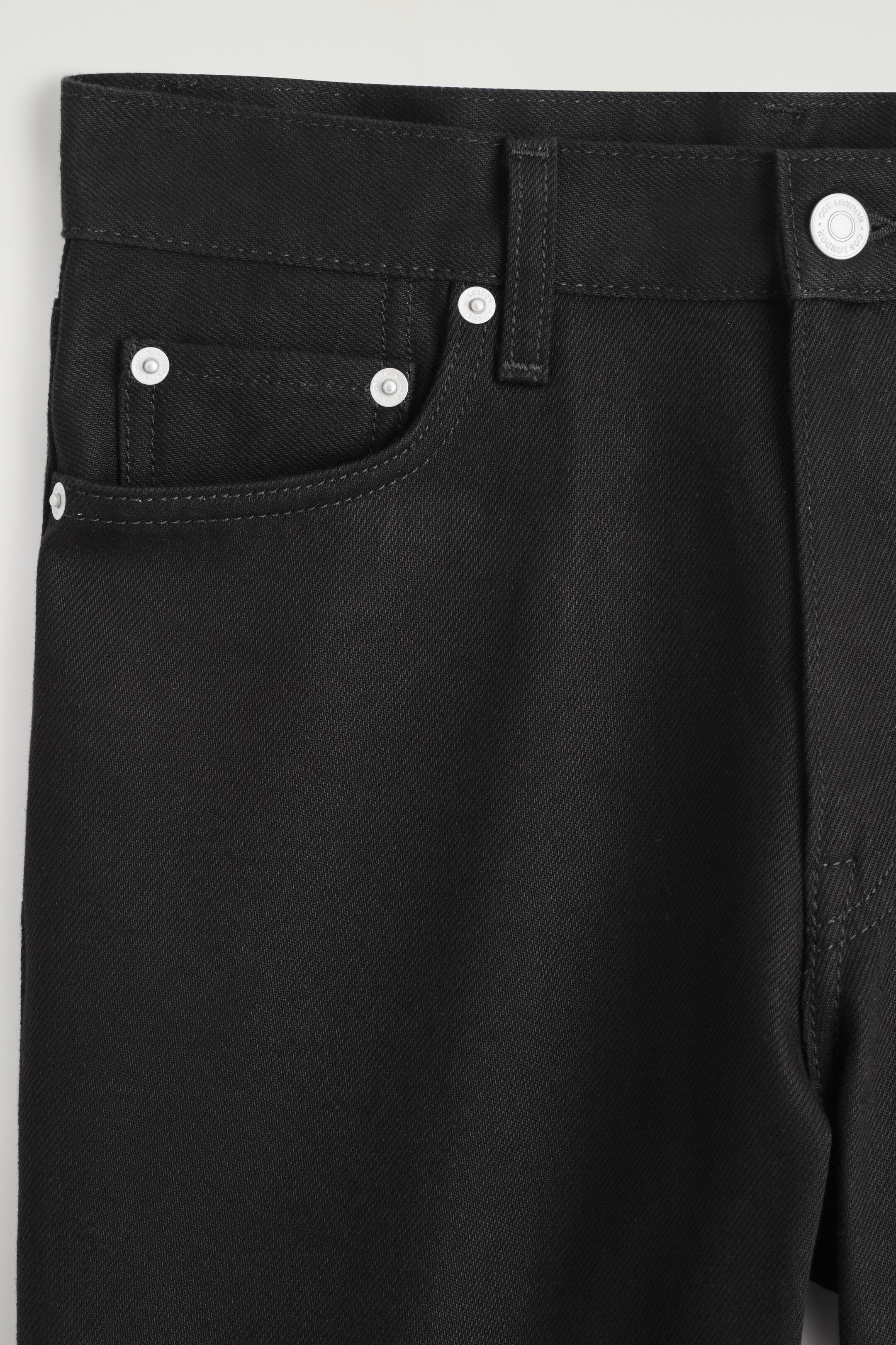 Nagyobb kép megtekintése: REPRISE EGYENES SZÁRÚ FARMER - FEKETE - NŐI | H&M HU 6
