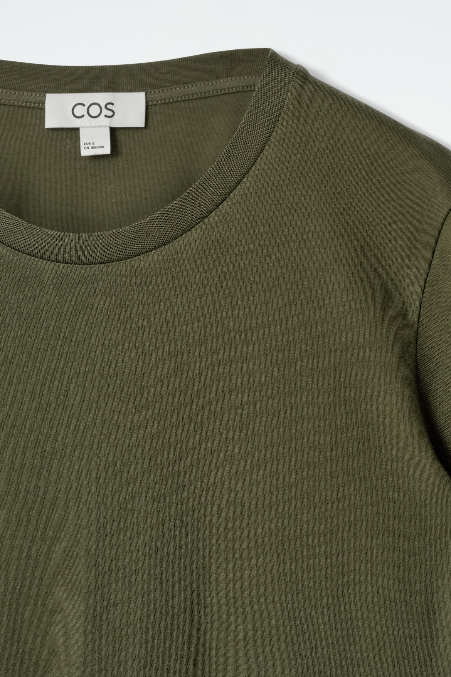 CAMISETA DE ALGODÓN CON CUELLO REDONDO - CAQUI OSCURO/BLANCO/GRIS CLARO JASPEADO/AMARILLO CLARO/AZUL MARINO/NEGRO/AZUL CLARO/BLANCO/RAYAS/GRIS JASPEADO/MARRÓN OSCURO - 4