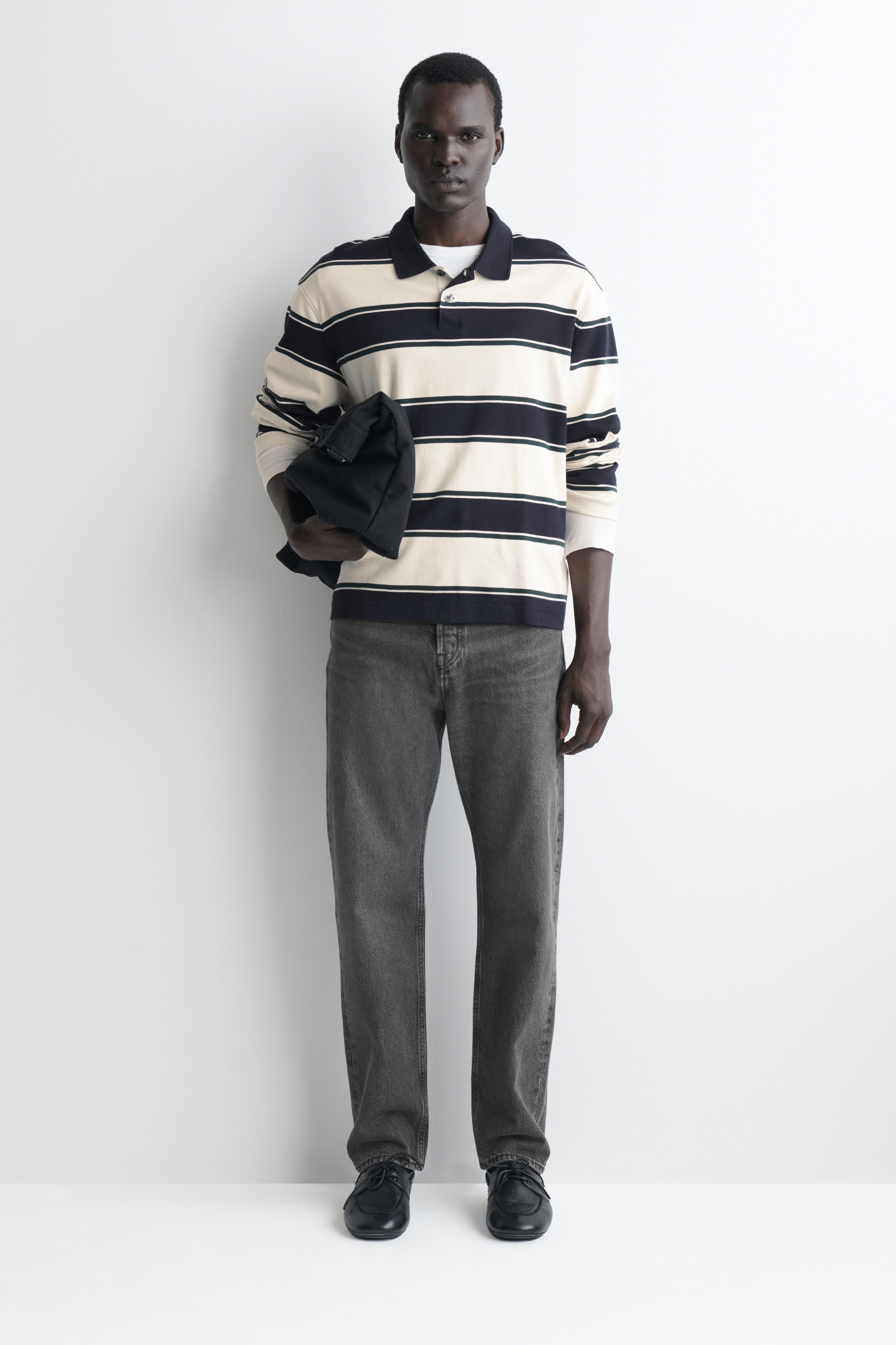 SIGNATURE REGULAR-FIT STRAIGHT-LEG JEANS