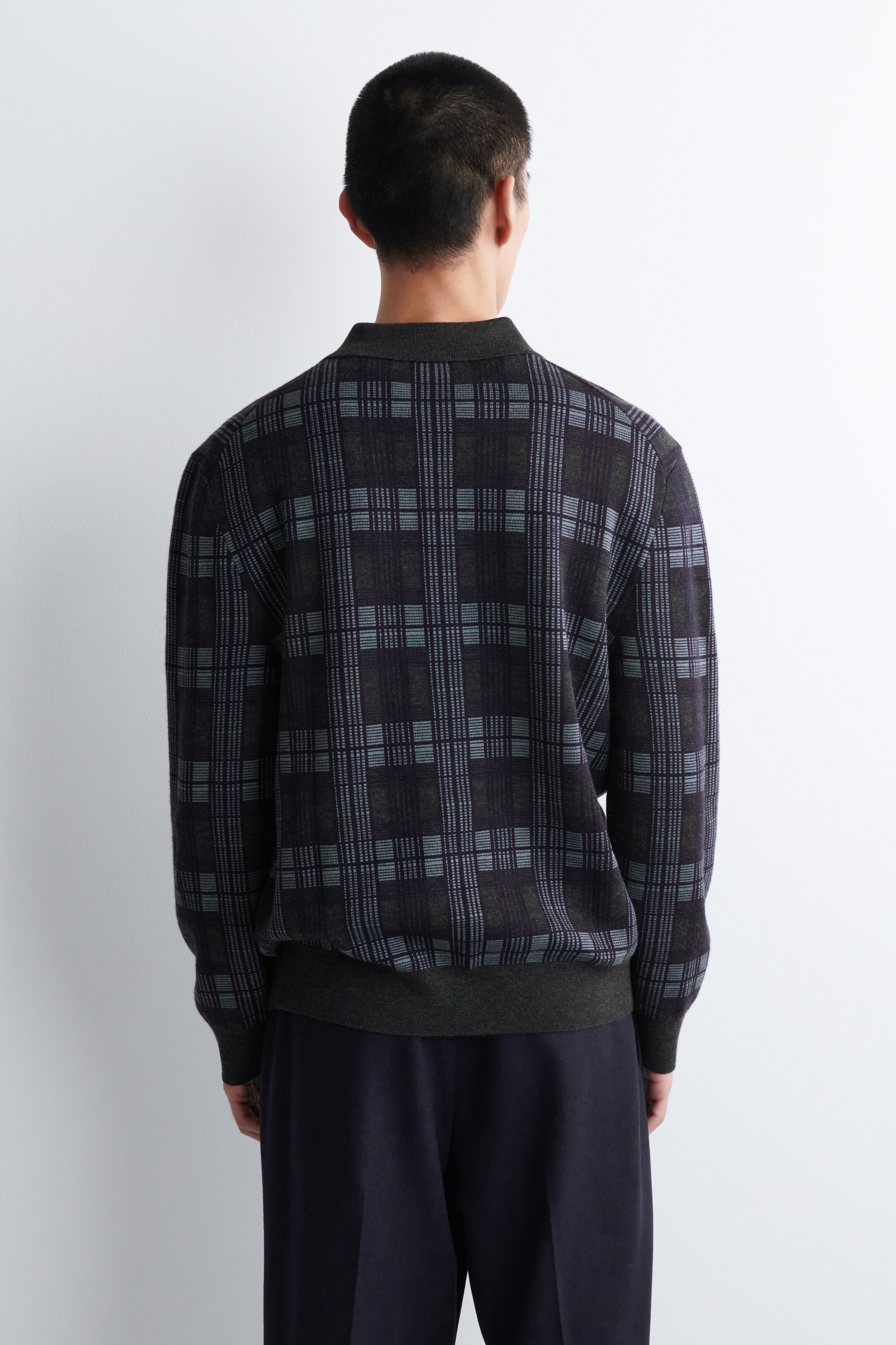 View larger image: WOOL-JACQUARD POLO JUMPER - NAVY / CHECKED - Men | H&M GB 4