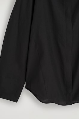 SCULPTED BOAT-NECK BLOUSE — BLACK 7