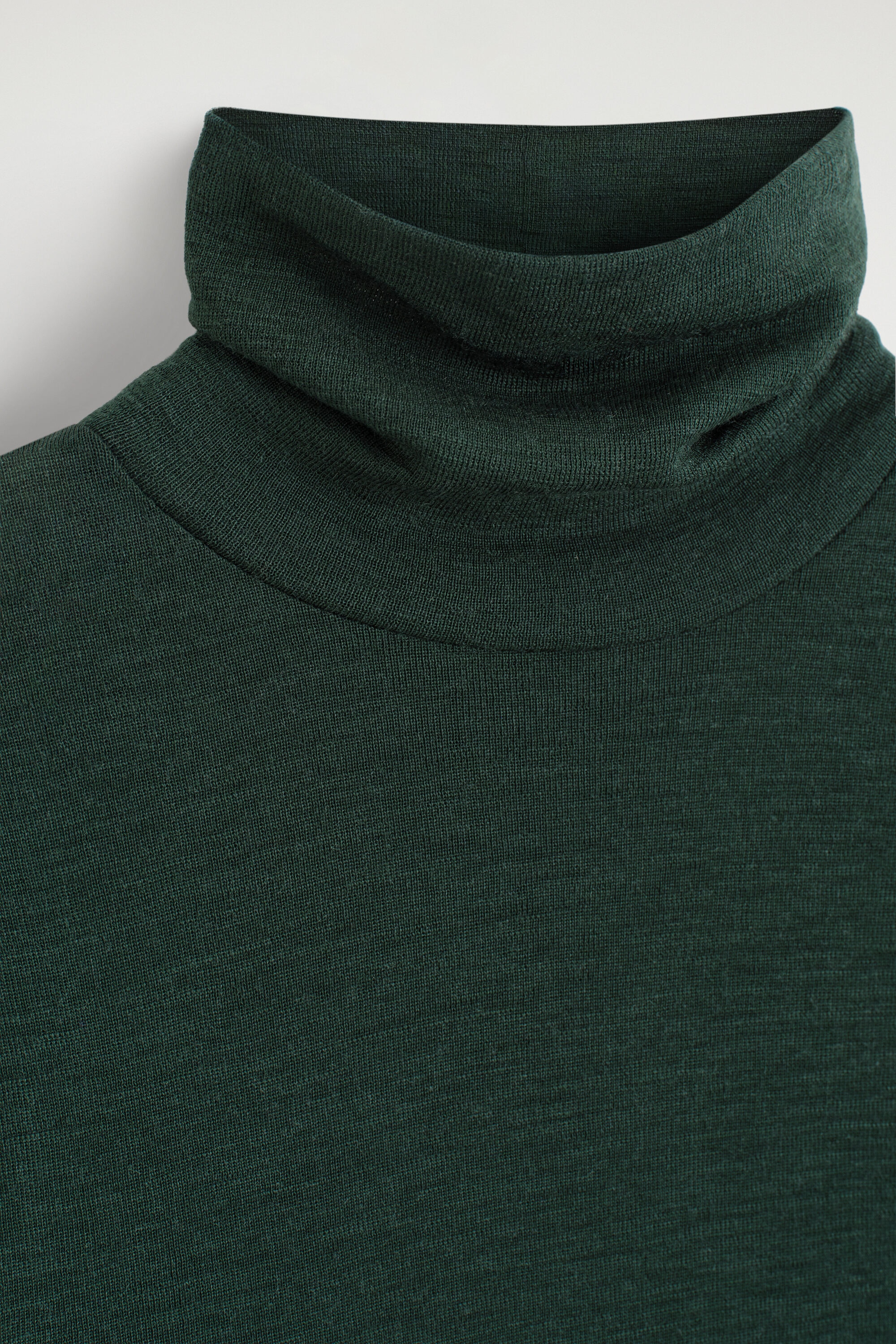 MERINO WOOL TURTLENECK TOP thumbnail 9