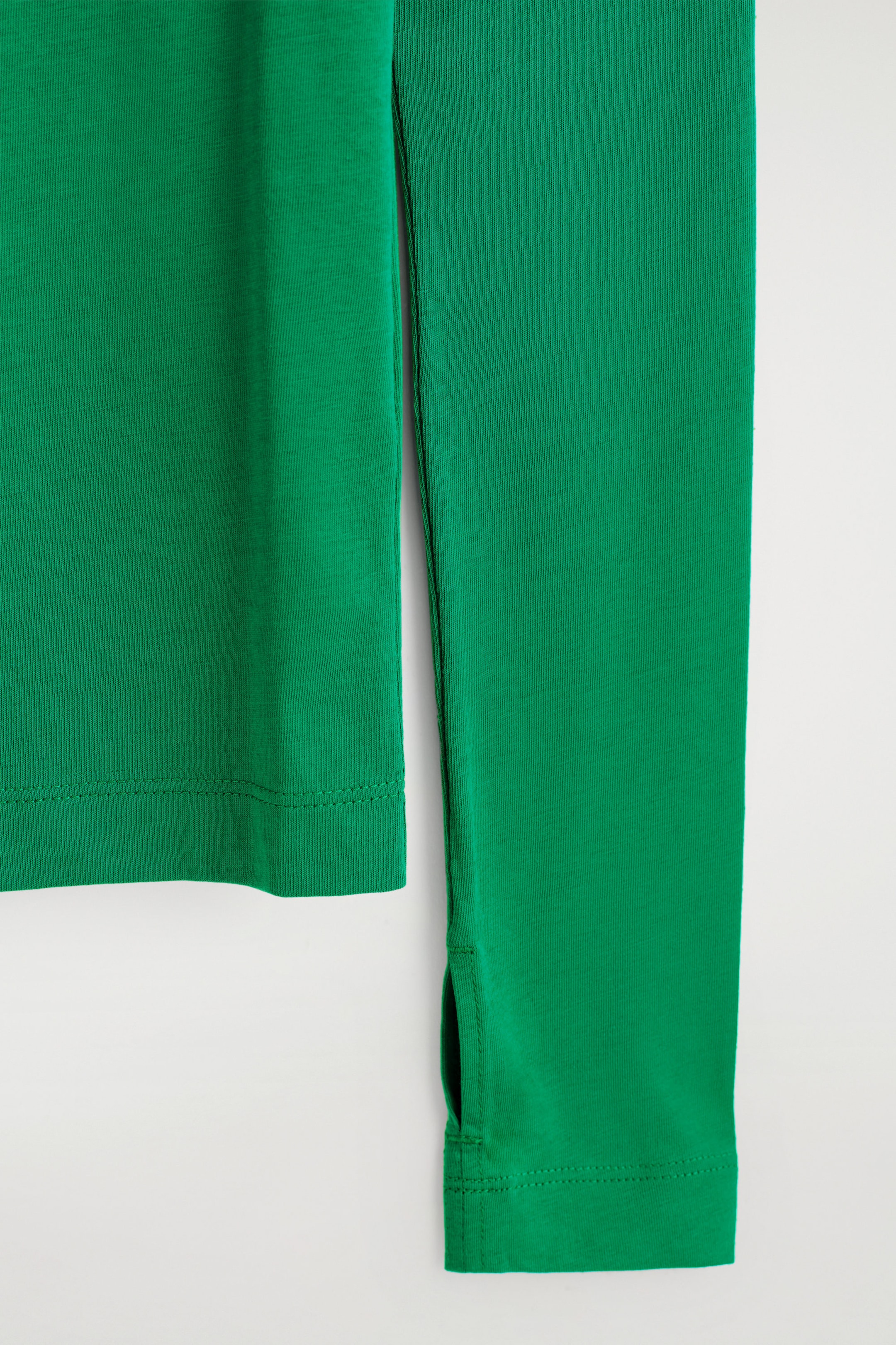 StillMedia/DescriptiveDetail