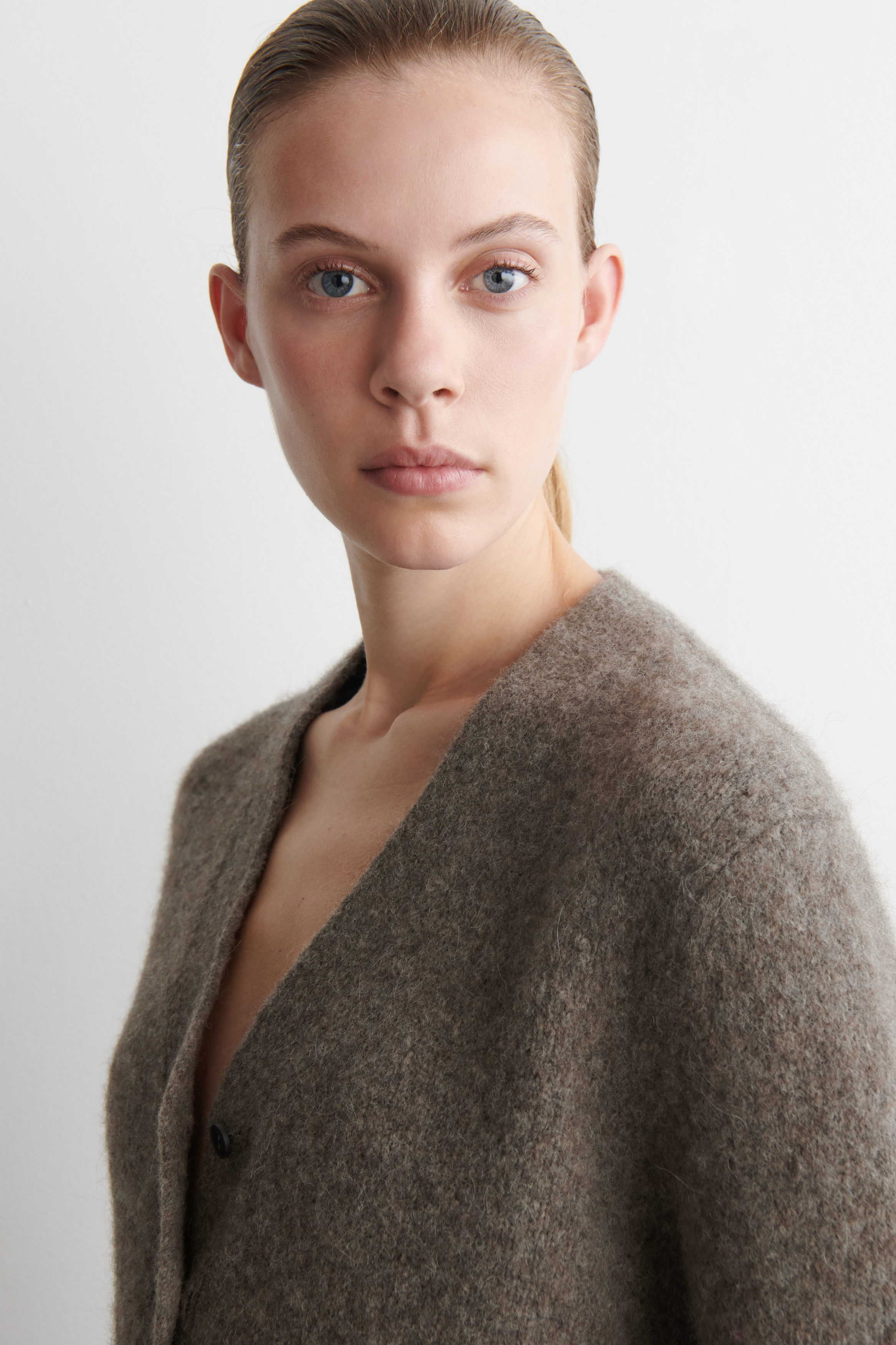 CROPPED ALPACA-BLEND CARDIGAN - TAUPE MÉLANGE | COS