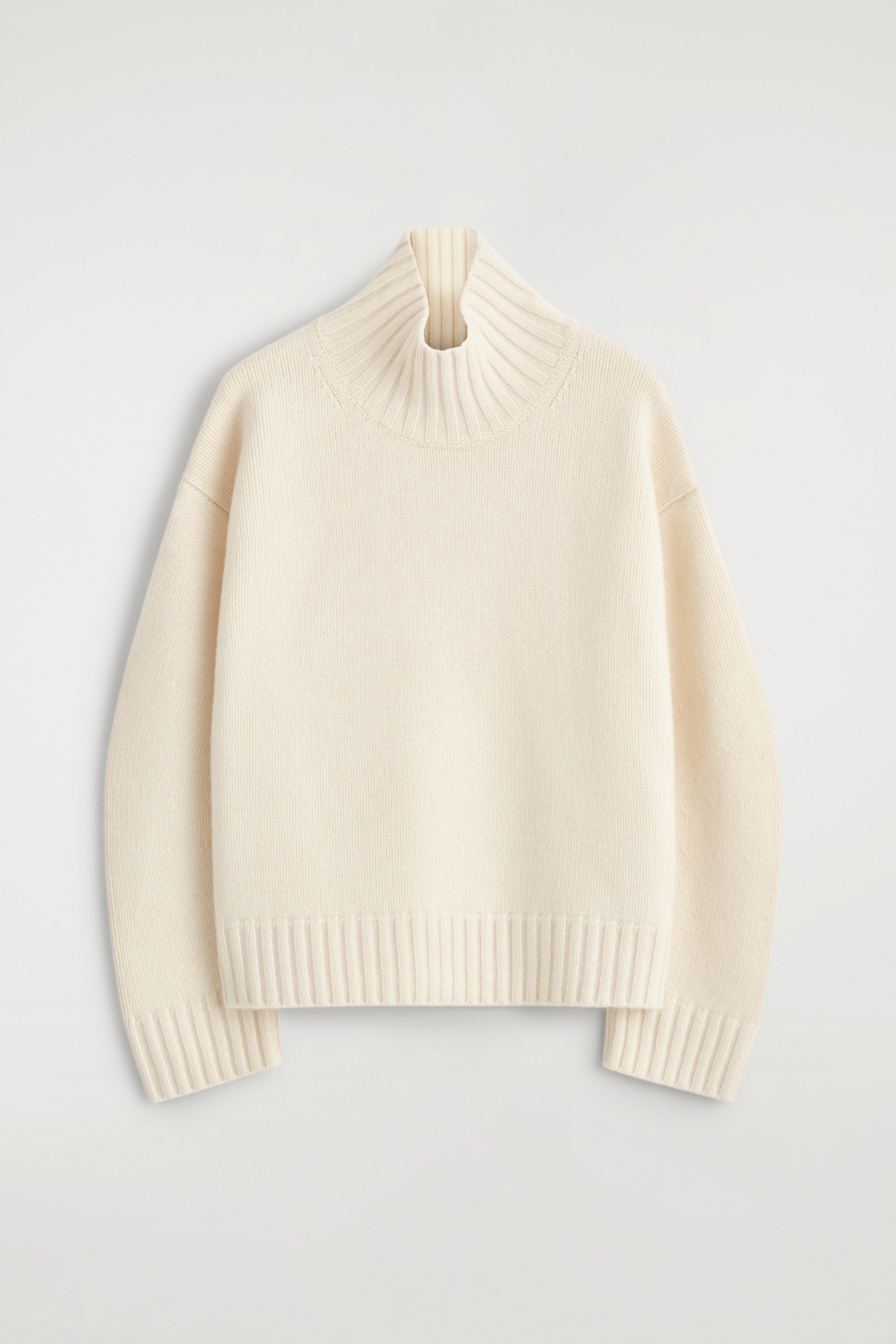 CHUNKY CASHMERE MOCK-NECK SWEATER - OFF-WHITE | COS US