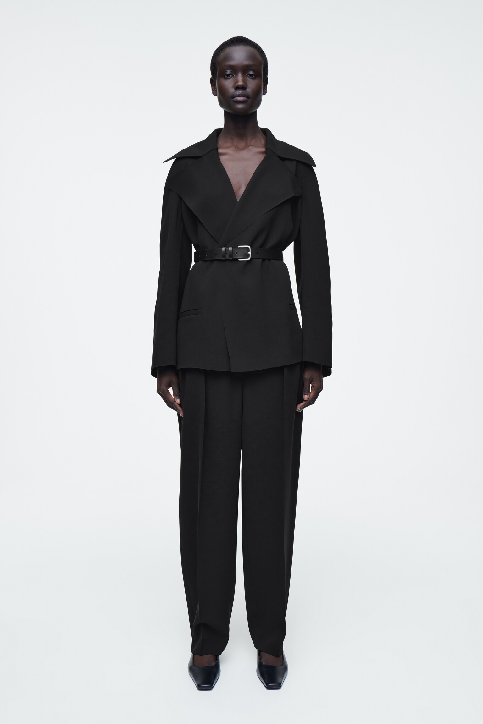 FLUID CREPE BLAZER - BLACK - 3