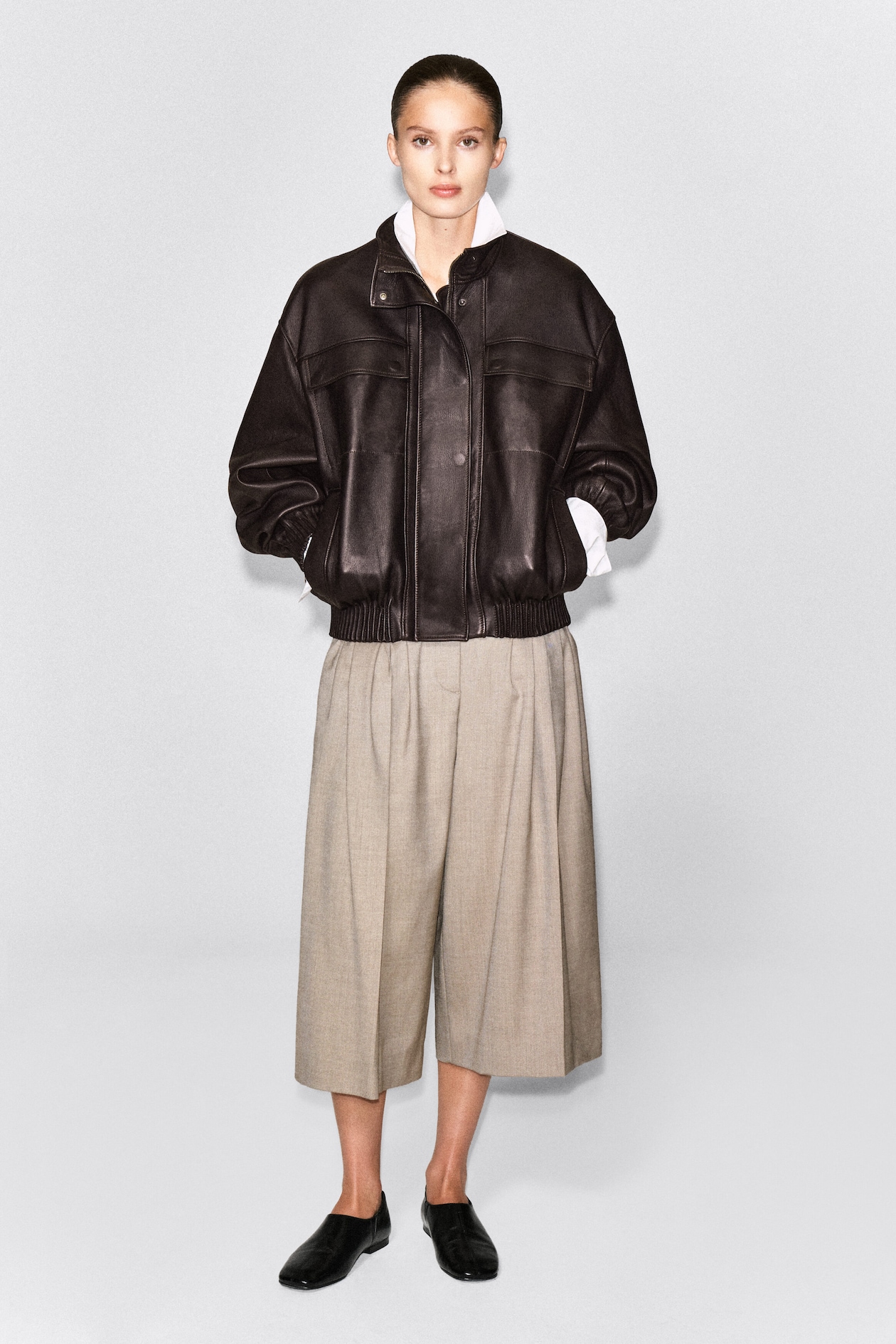 PLEATED WOOL-BLEND CULOTTES — BEIGE MÉLANGE