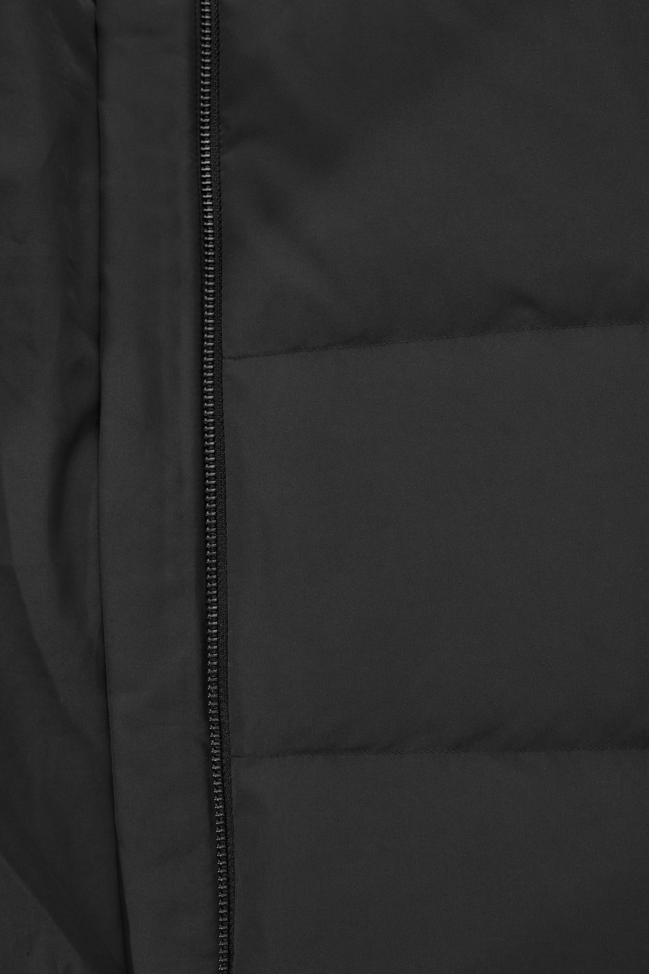 StillMedia/DescriptiveDetail