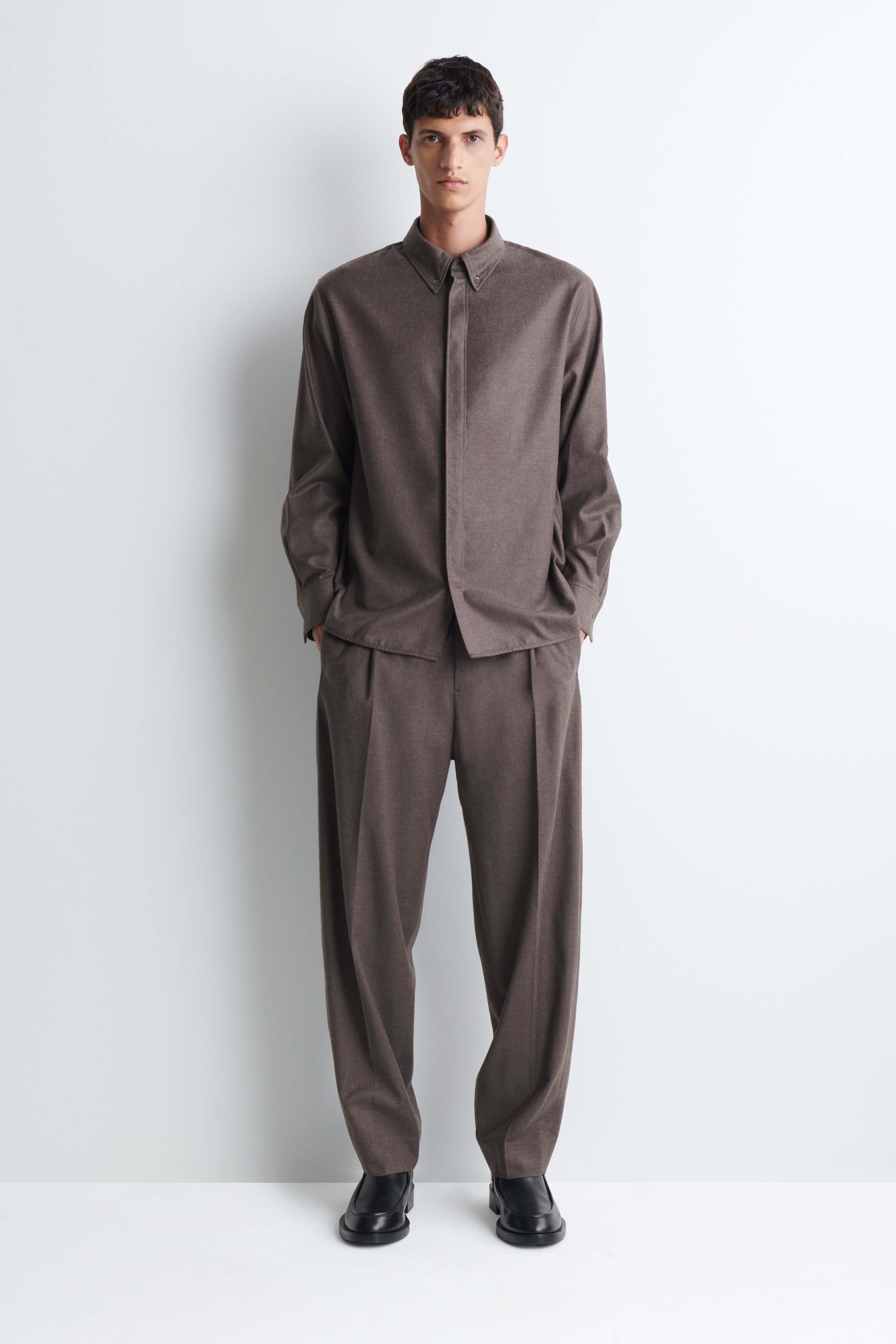 WOOL-FLANNEL BUTTON-DOWN COLLAR SHIRT - thumbnail 2