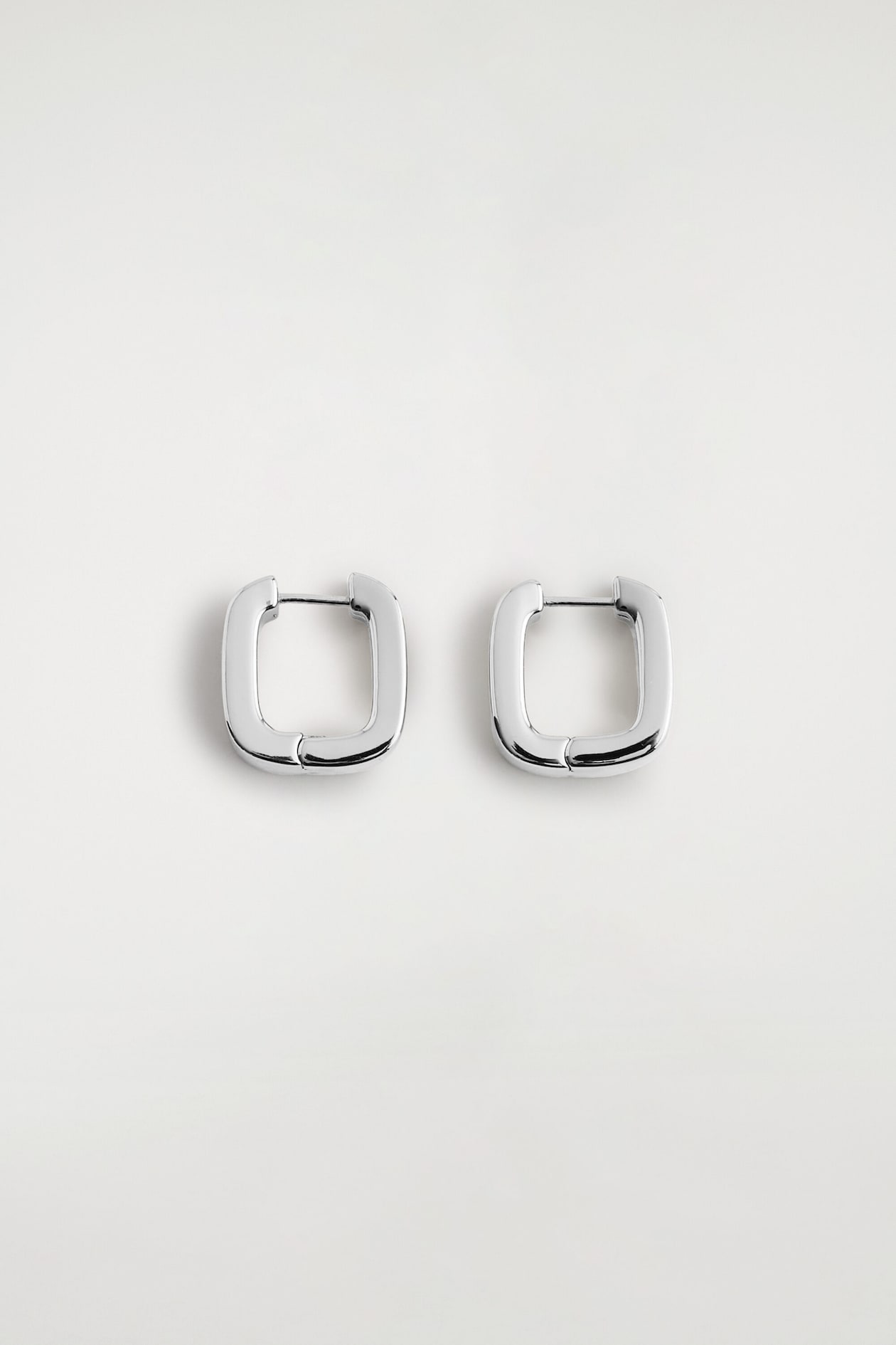 SQUARE HOOP EARRINGS — SILVER