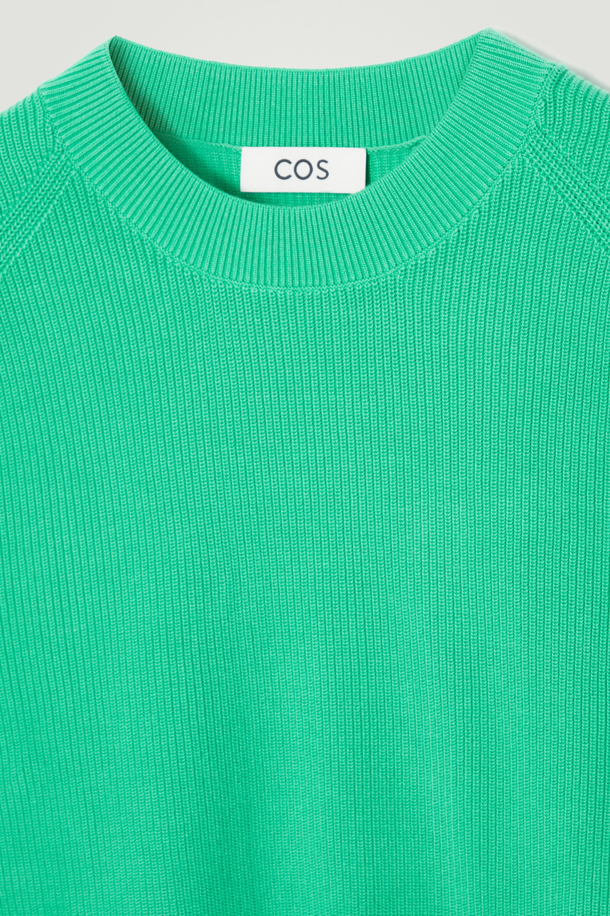REGULAR RIBBED-KNIT COTTON SWEATER - BRIGHT GREEN | COS