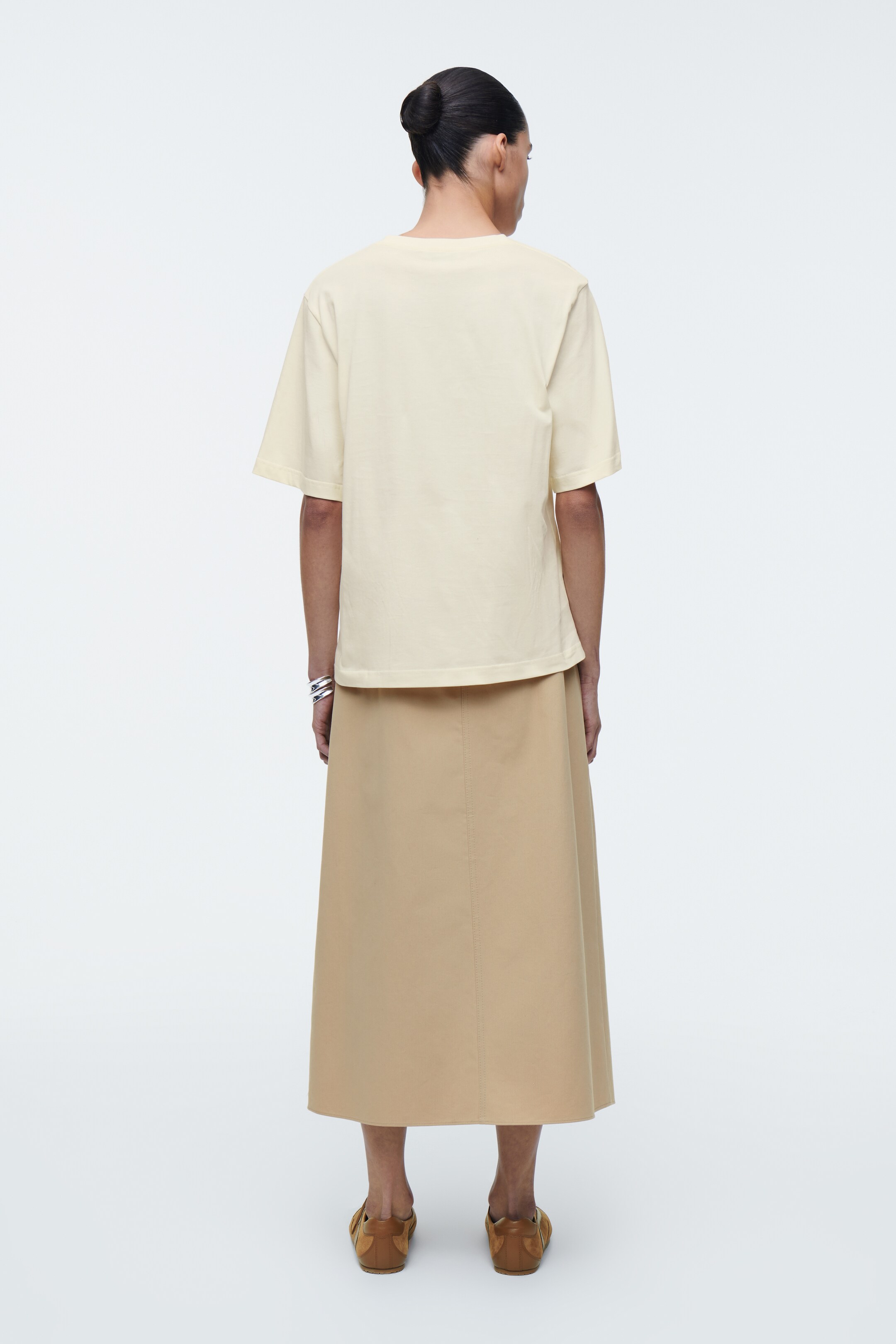 Grotere afbeelding bekijken: ONTSPANNEN KATOENEN T-SHIRT - Botergeel - DAMES | H&M NL 4