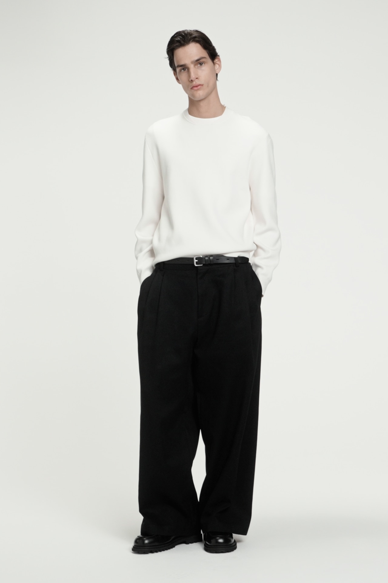 IIROT ニットDouble face pullover_White DOUBLE-FACED BOMBER-NECK KNITTED SWEATER - OFF-WHITE | COS