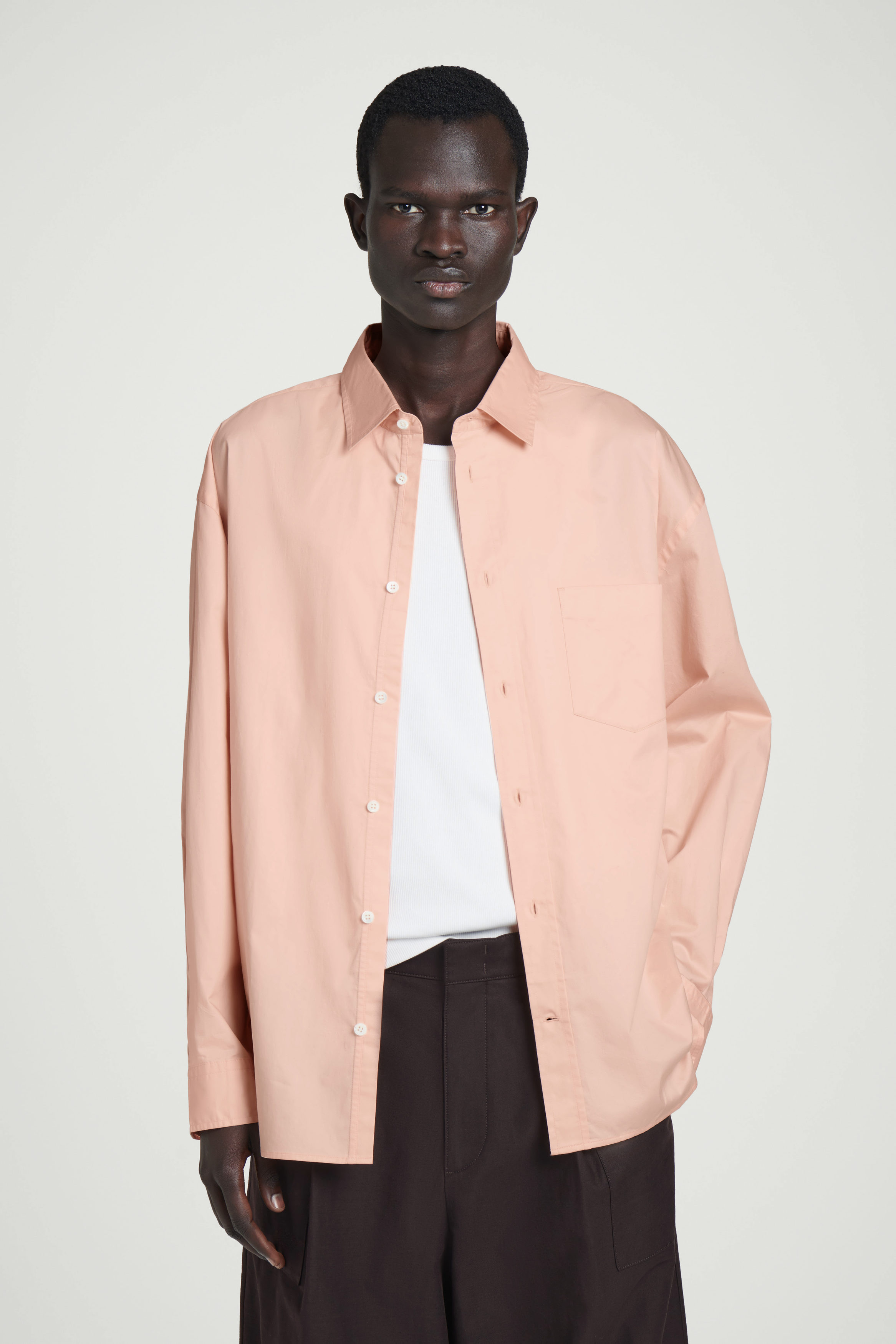 WIDE OVERSIZED COTTON OXFORD SHIRT - ORANGE | COS