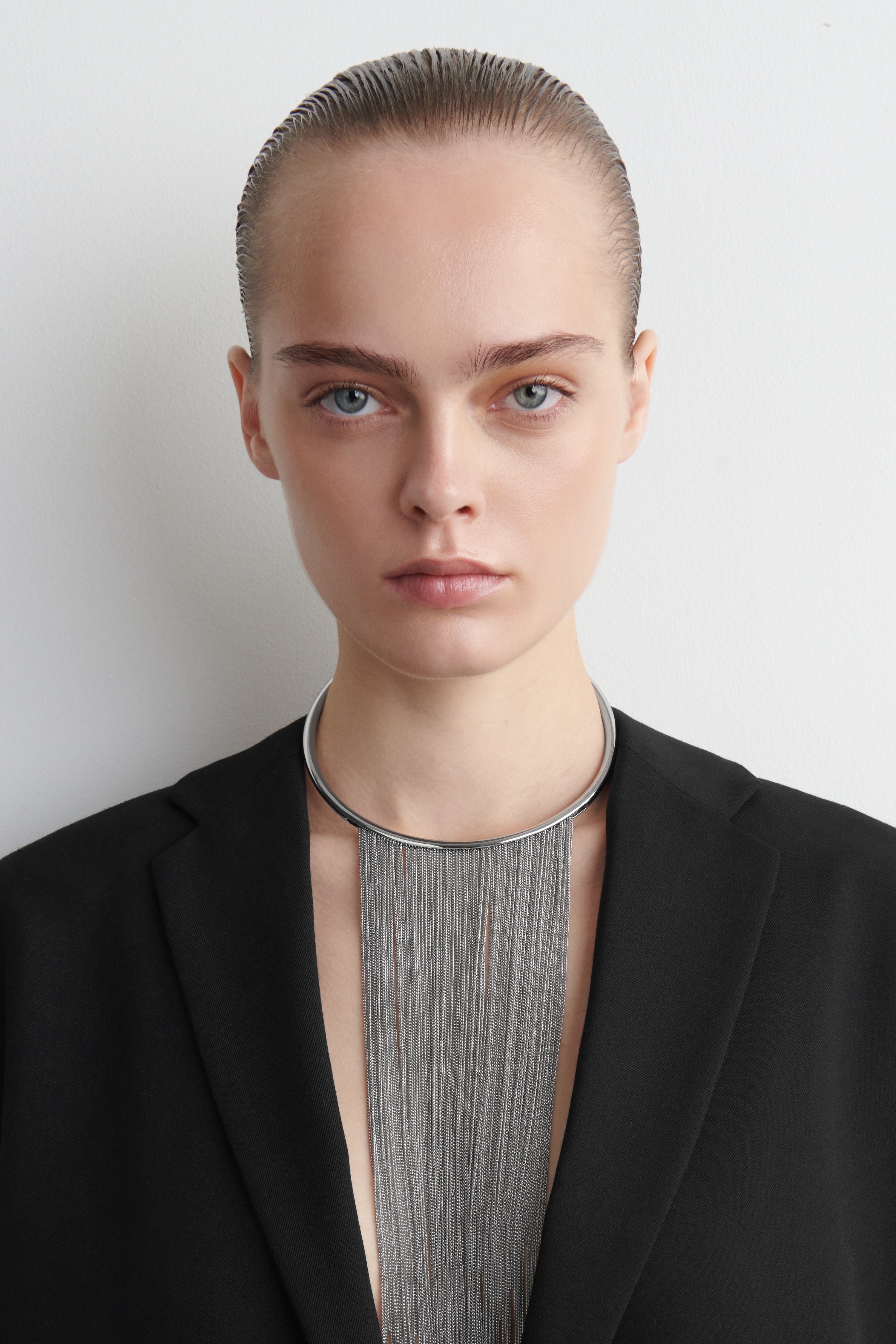 TASSELLED NECKLACE - СРЕБЪРНО