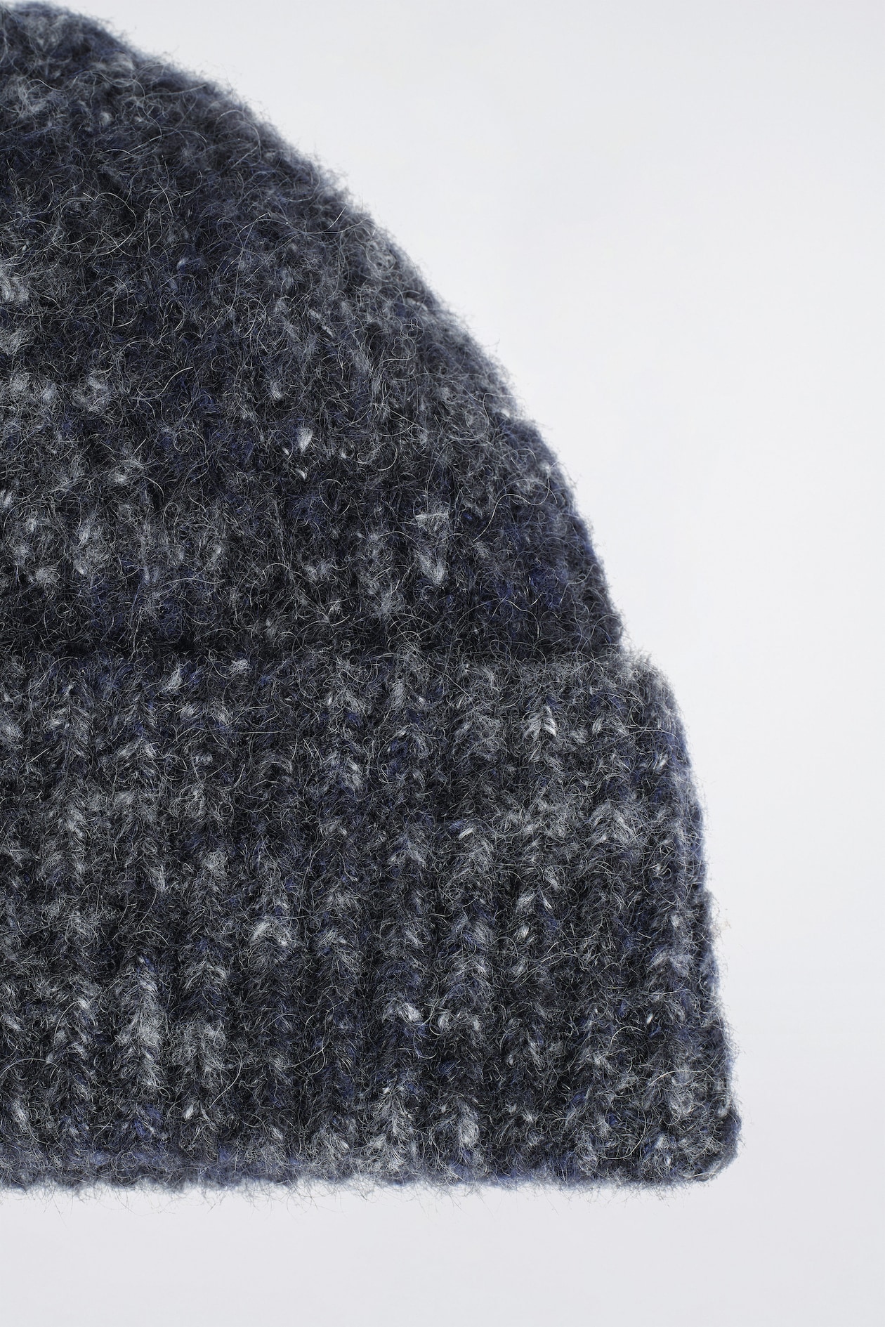 SPACE-DYED BRUSHED WOOL-BLEND BEANIE — NAVY