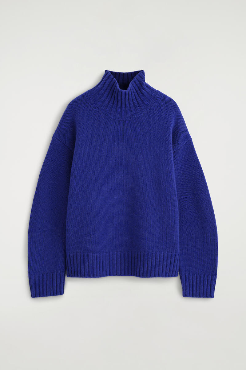 Chunky Cashmere Funnel-Neck Sweater