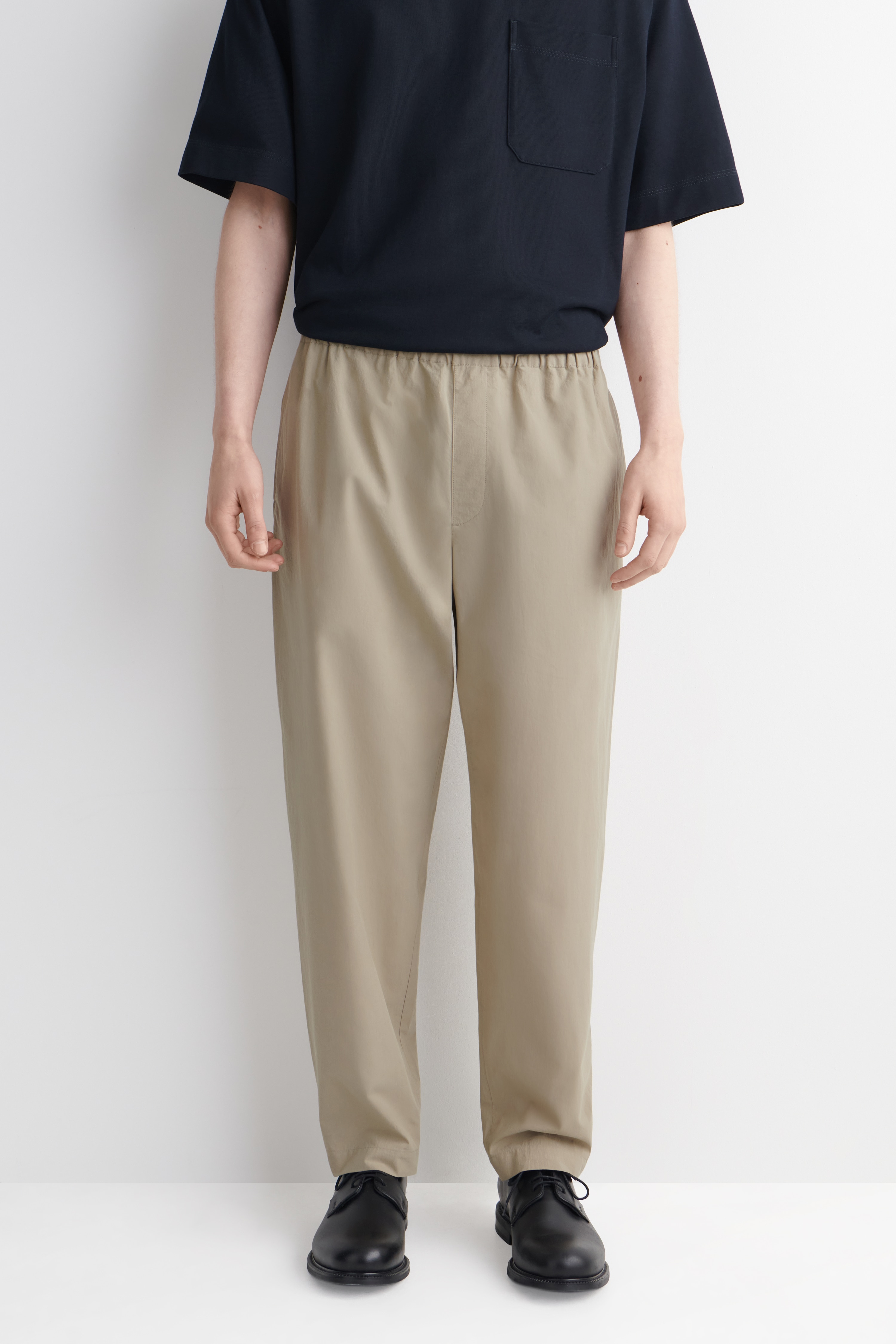 ELASTICATED COTTON REGULAR-FIT TAPERED TROUSERS